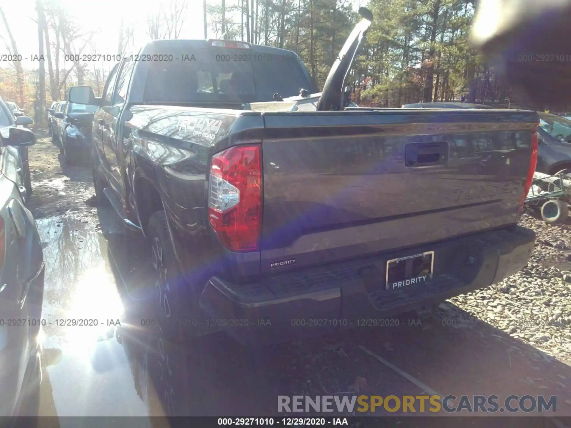 3 Photograph of a damaged car 5TFUY5F14LX903707 TOYOTA TUNDRA 4WD 2020