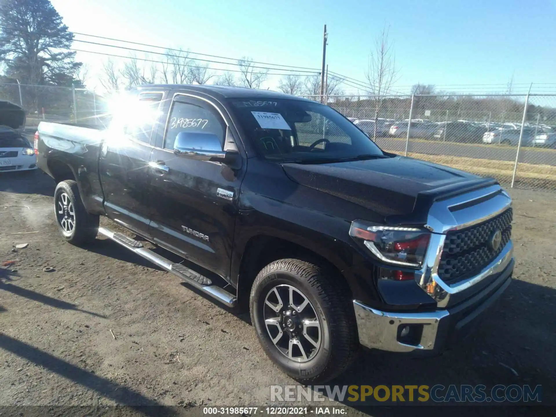 1 Photograph of a damaged car 5TFUY5F14LX932270 TOYOTA TUNDRA 4WD 2020