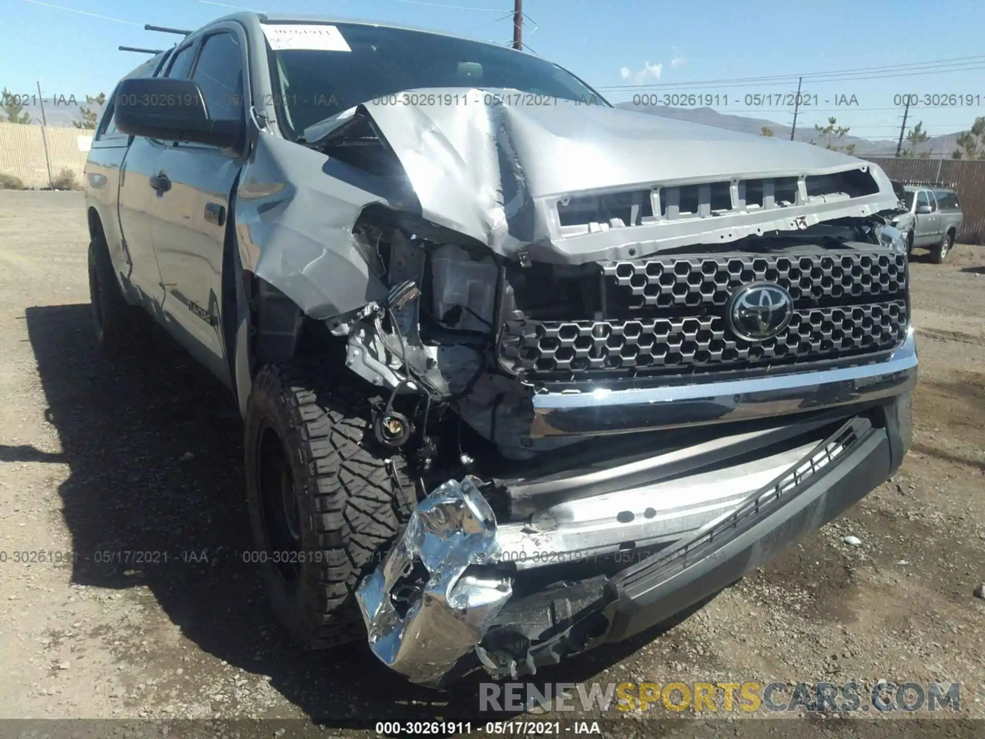 6 Photograph of a damaged car 5TFUY5F14LX946654 TOYOTA TUNDRA 4WD 2020