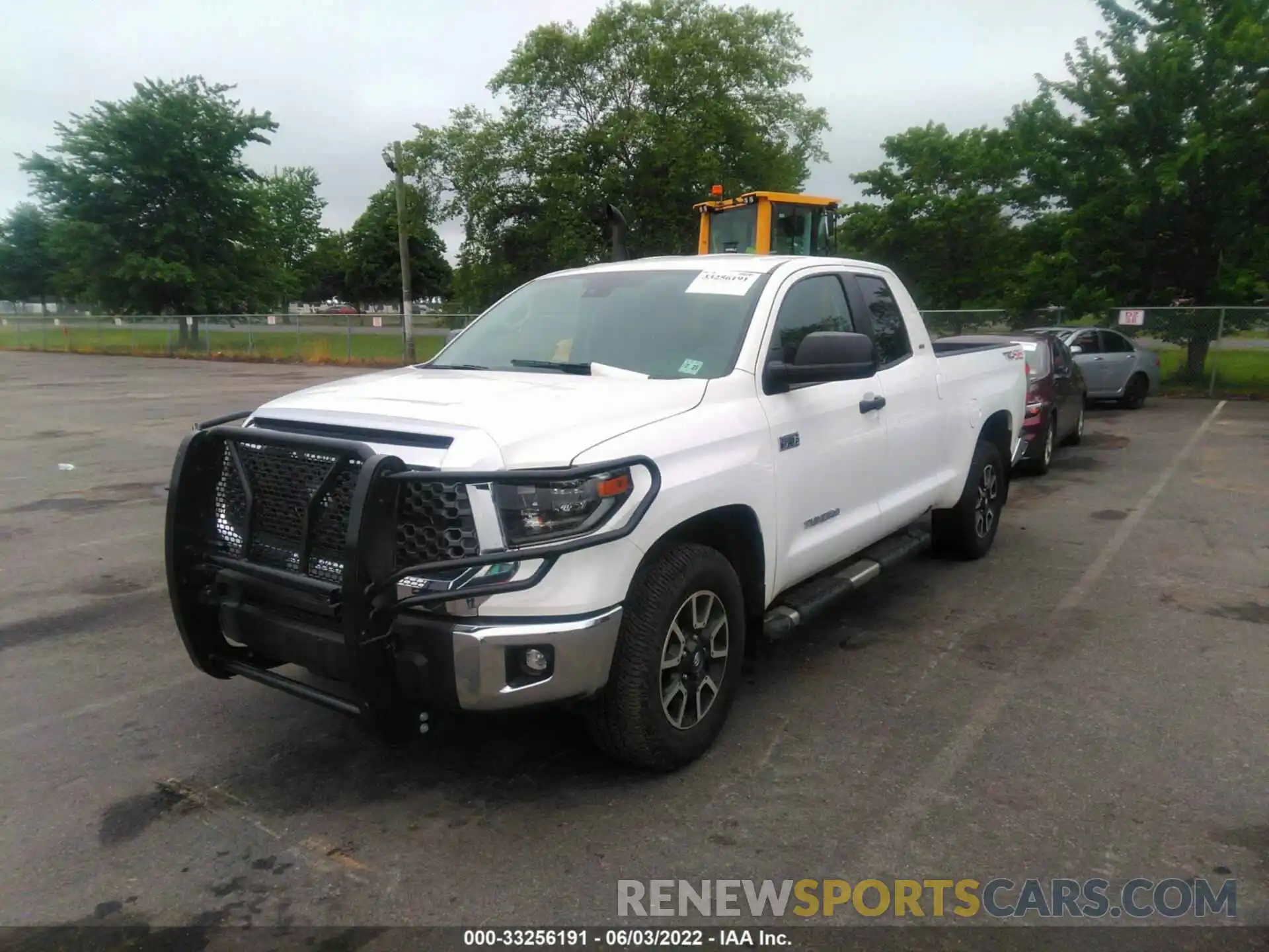 2 Photograph of a damaged car 5TFUY5F15LX876419 TOYOTA TUNDRA 4WD 2020