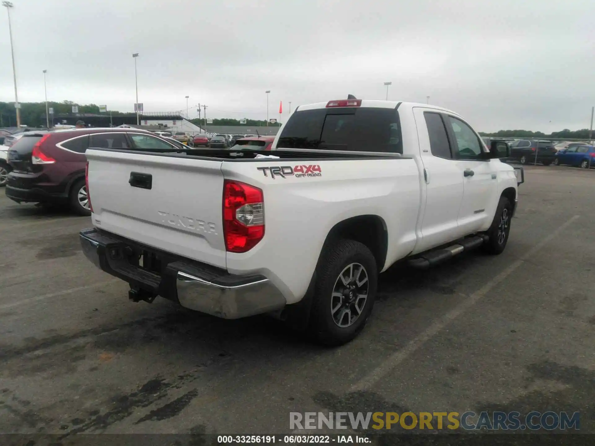 4 Photograph of a damaged car 5TFUY5F15LX876419 TOYOTA TUNDRA 4WD 2020