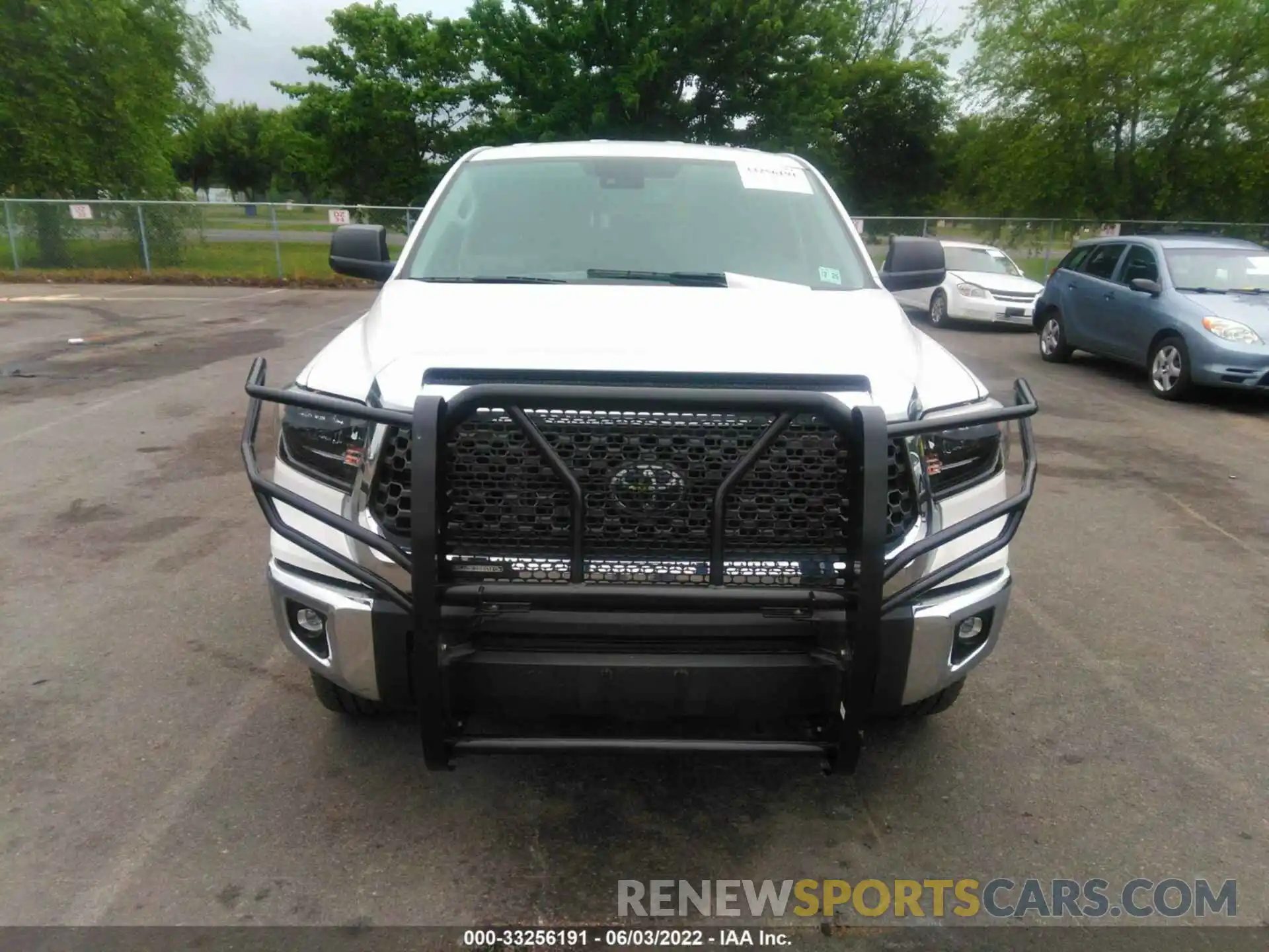 6 Photograph of a damaged car 5TFUY5F15LX876419 TOYOTA TUNDRA 4WD 2020