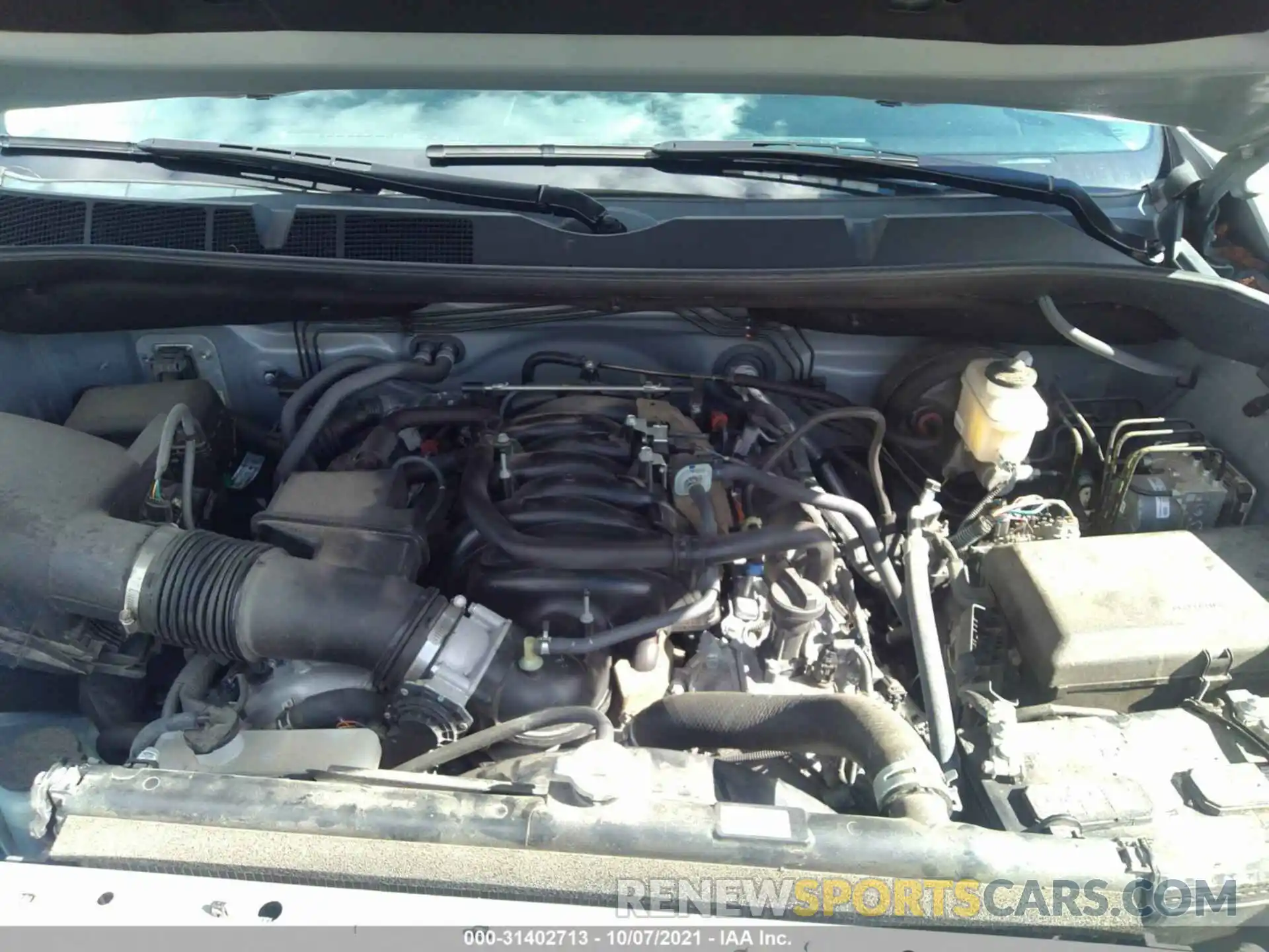 10 Photograph of a damaged car 5TFUY5F15LX897996 TOYOTA TUNDRA 4WD 2020