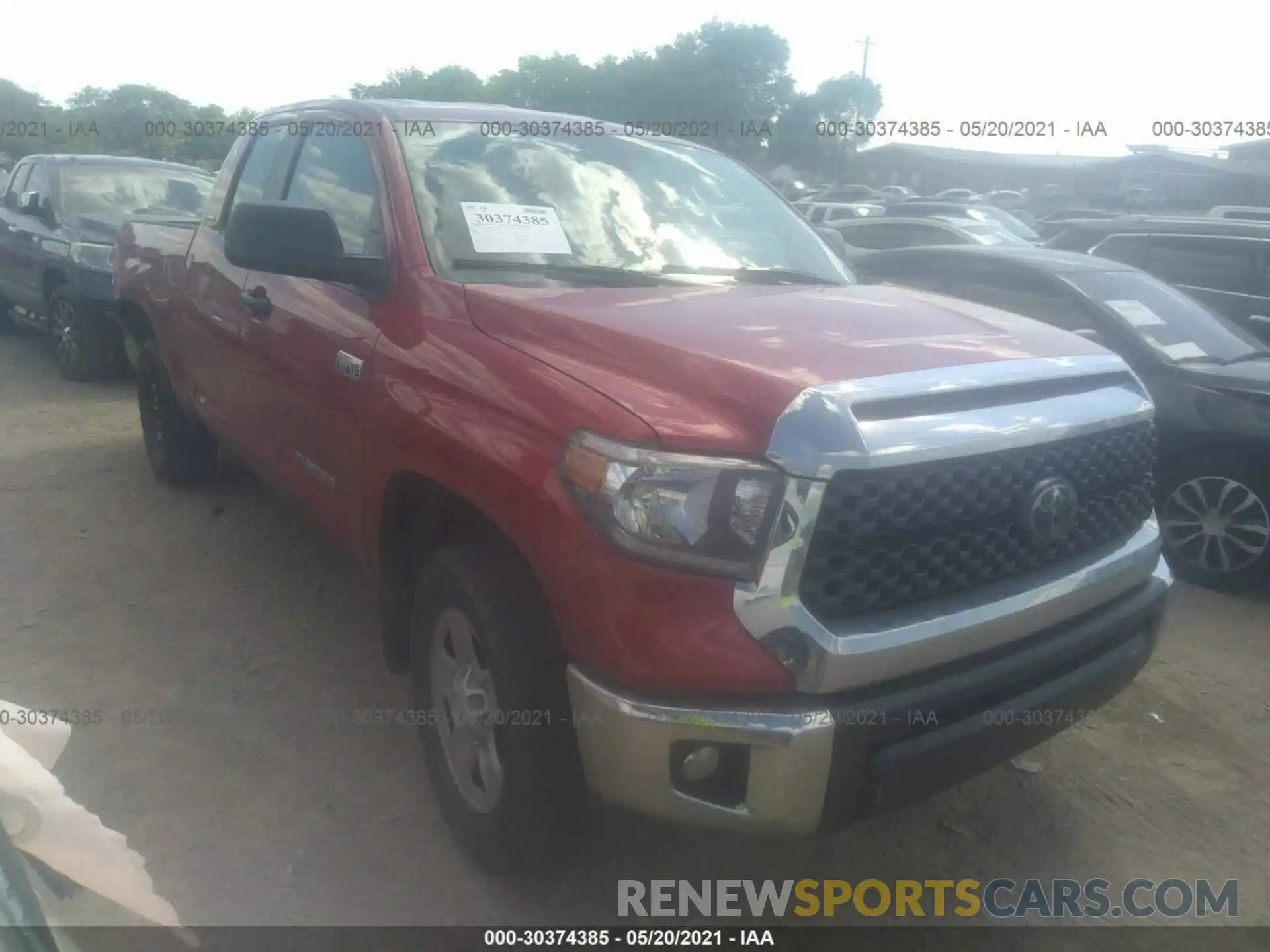 1 Photograph of a damaged car 5TFUY5F16LX878230 TOYOTA TUNDRA 4WD 2020