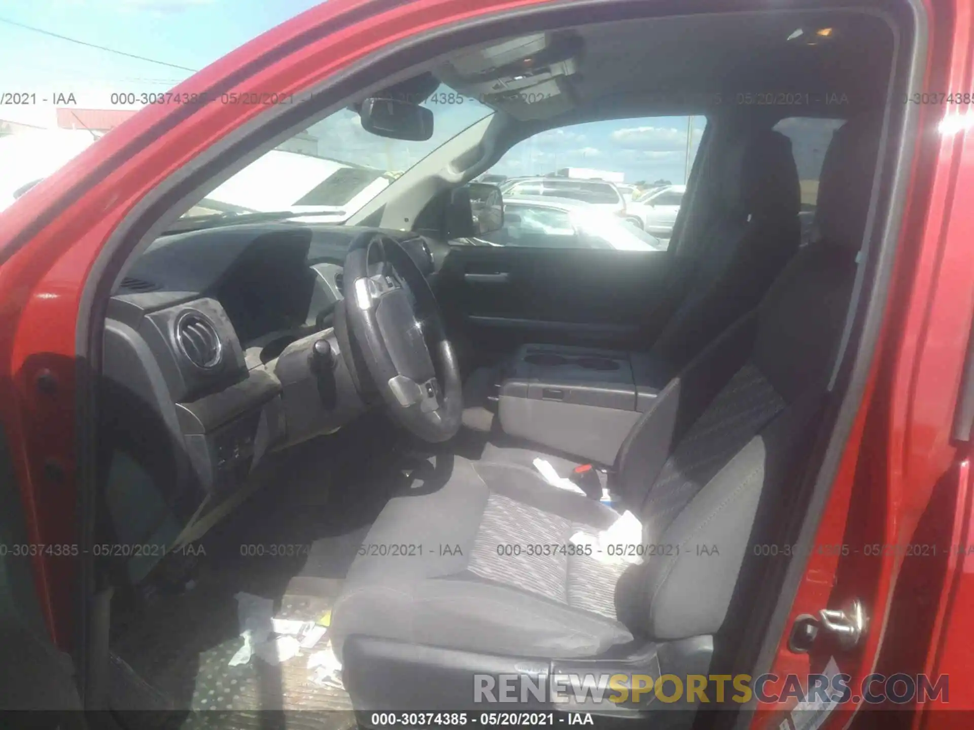 5 Photograph of a damaged car 5TFUY5F16LX878230 TOYOTA TUNDRA 4WD 2020