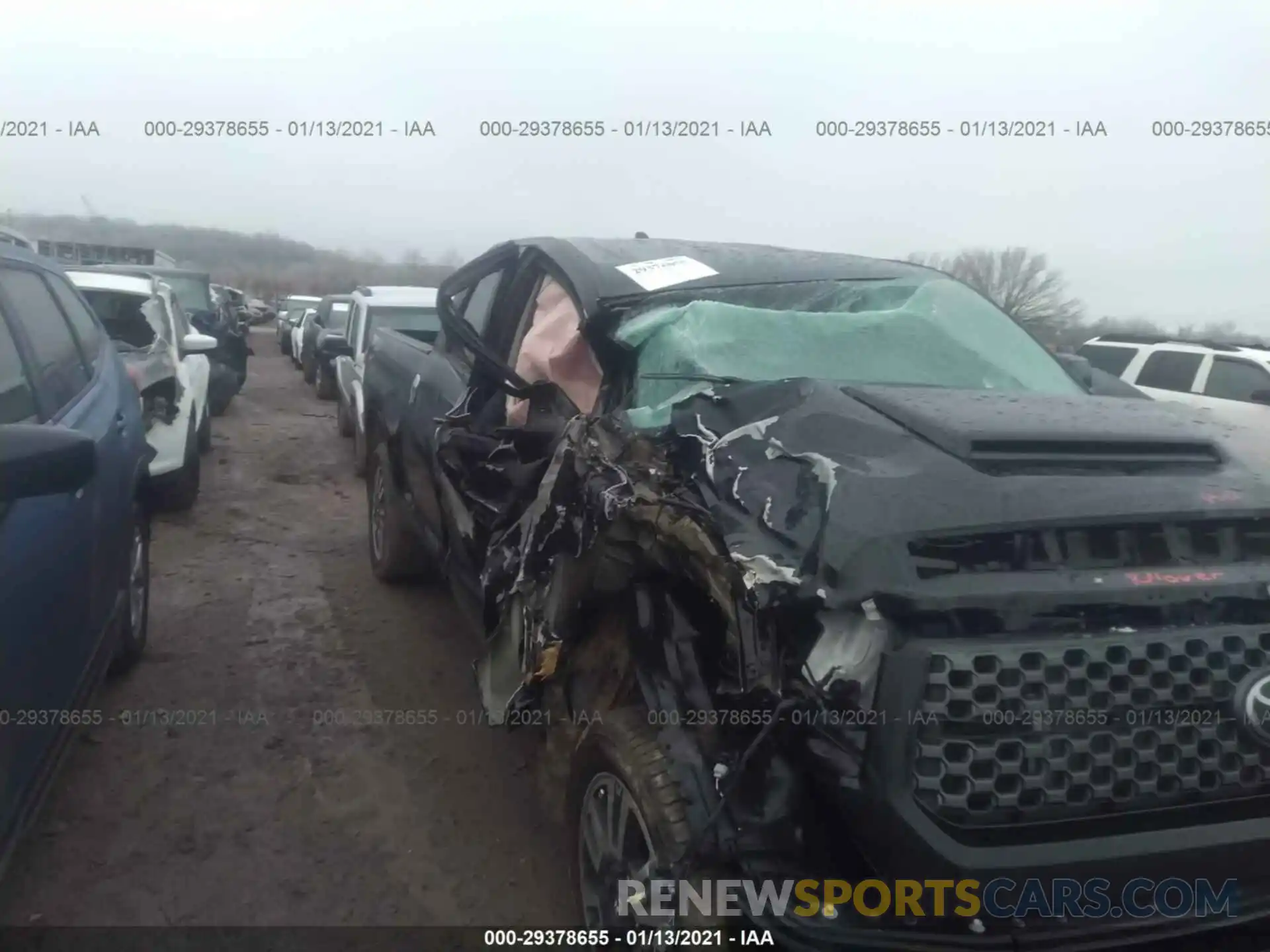 6 Фотография поврежденного автомобиля 5TFUY5F16LX887297 TOYOTA TUNDRA 4WD 2020