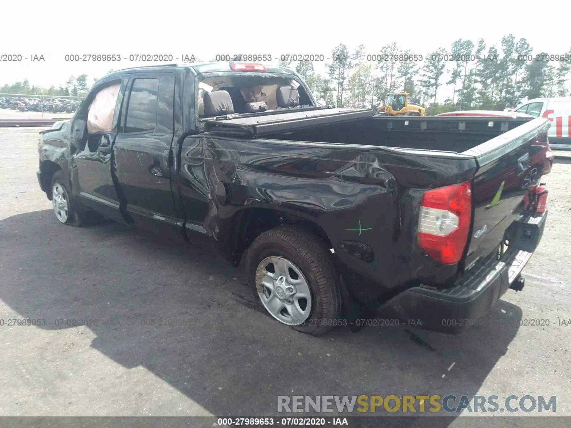 3 Photograph of a damaged car 5TFUY5F16LX895741 TOYOTA TUNDRA 4WD 2020