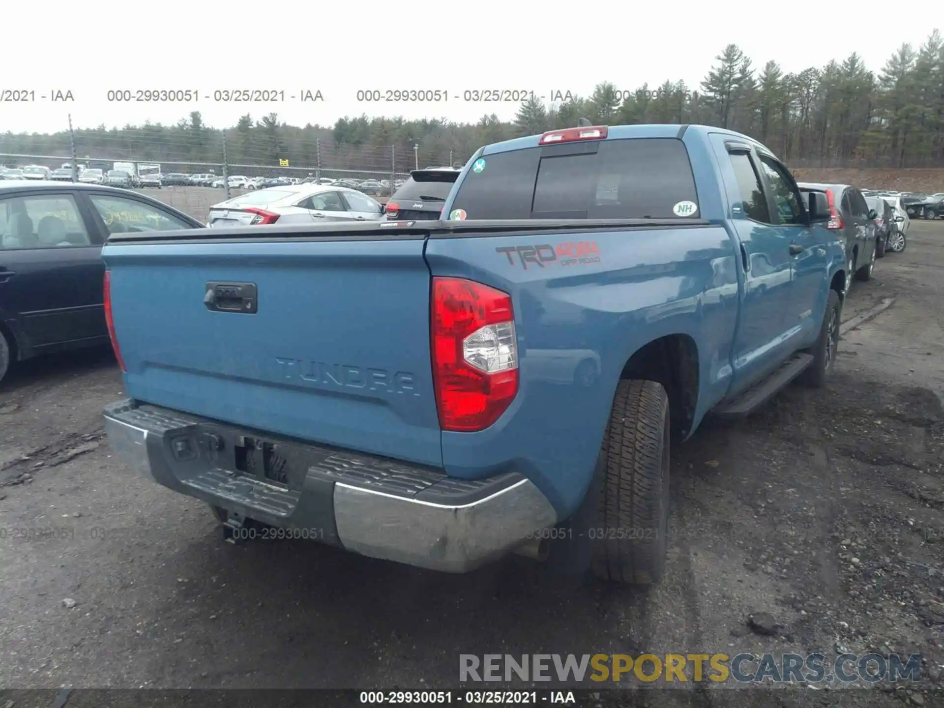 4 Фотография поврежденного автомобиля 5TFUY5F18LX911681 TOYOTA TUNDRA 4WD 2020