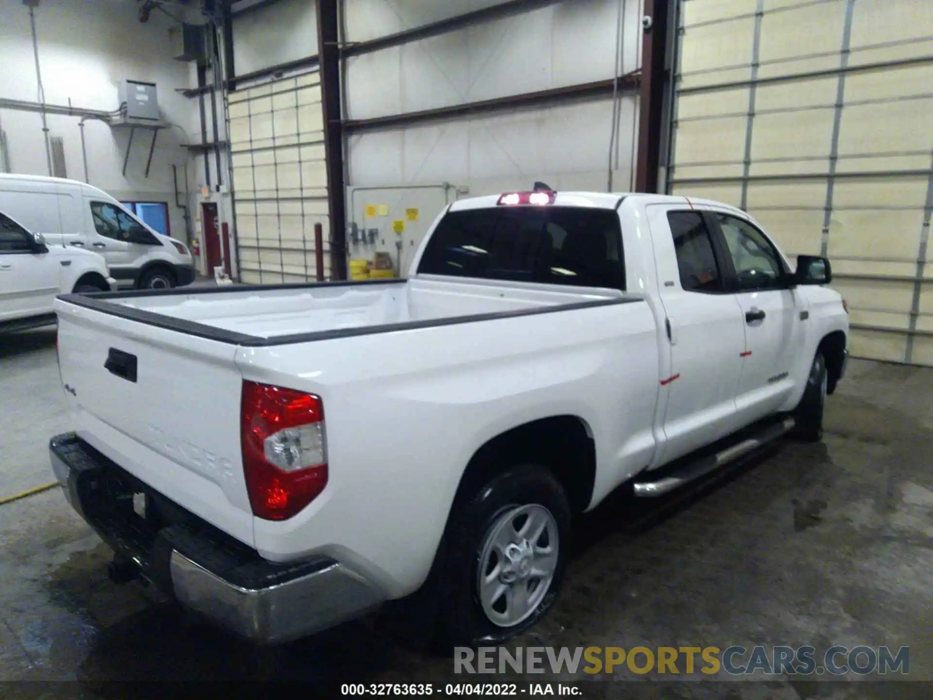 4 Photograph of a damaged car 5TFUY5F19LX947847 TOYOTA TUNDRA 4WD 2020