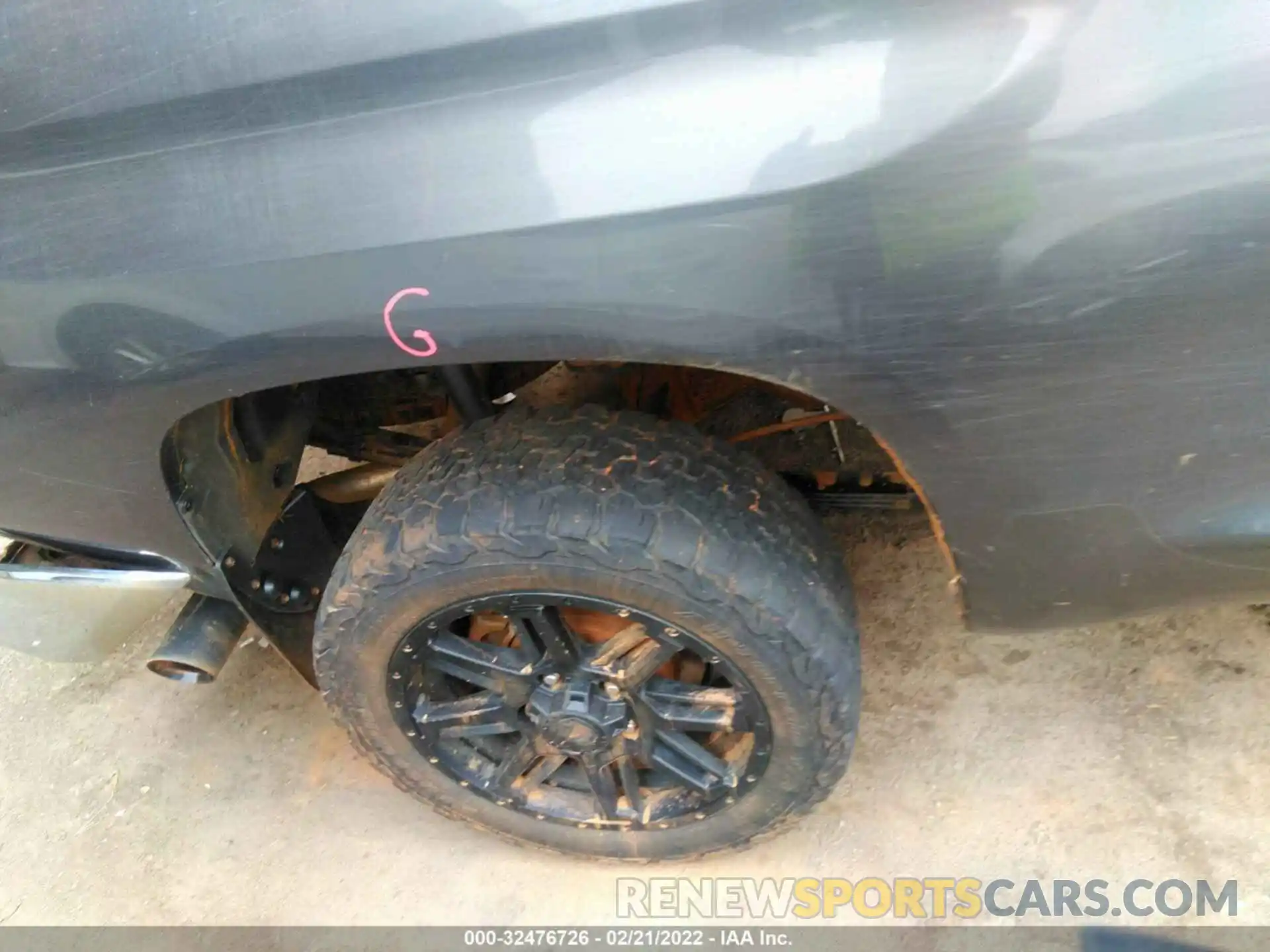 15 Photograph of a damaged car 5TFUY5F1XLX874536 TOYOTA TUNDRA 4WD 2020