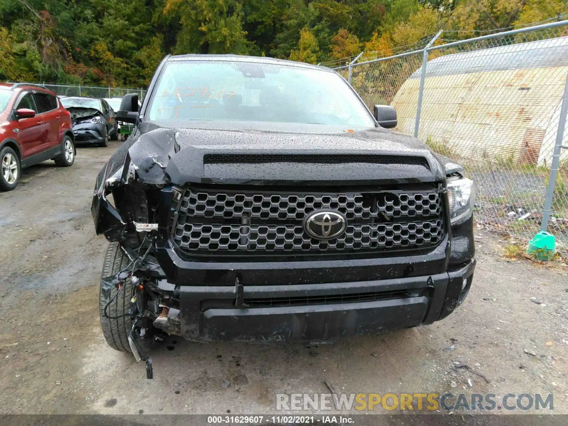 6 Photograph of a damaged car 5TFUY5F1XLX913013 TOYOTA TUNDRA 4WD 2020