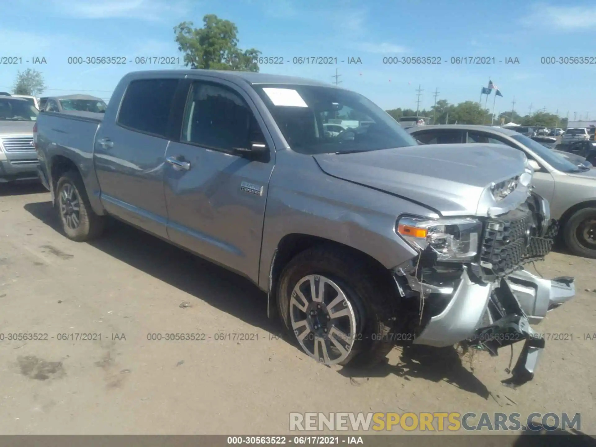 1 Photograph of a damaged car 5TFAY5F11MX007840 TOYOTA TUNDRA 4WD 2021