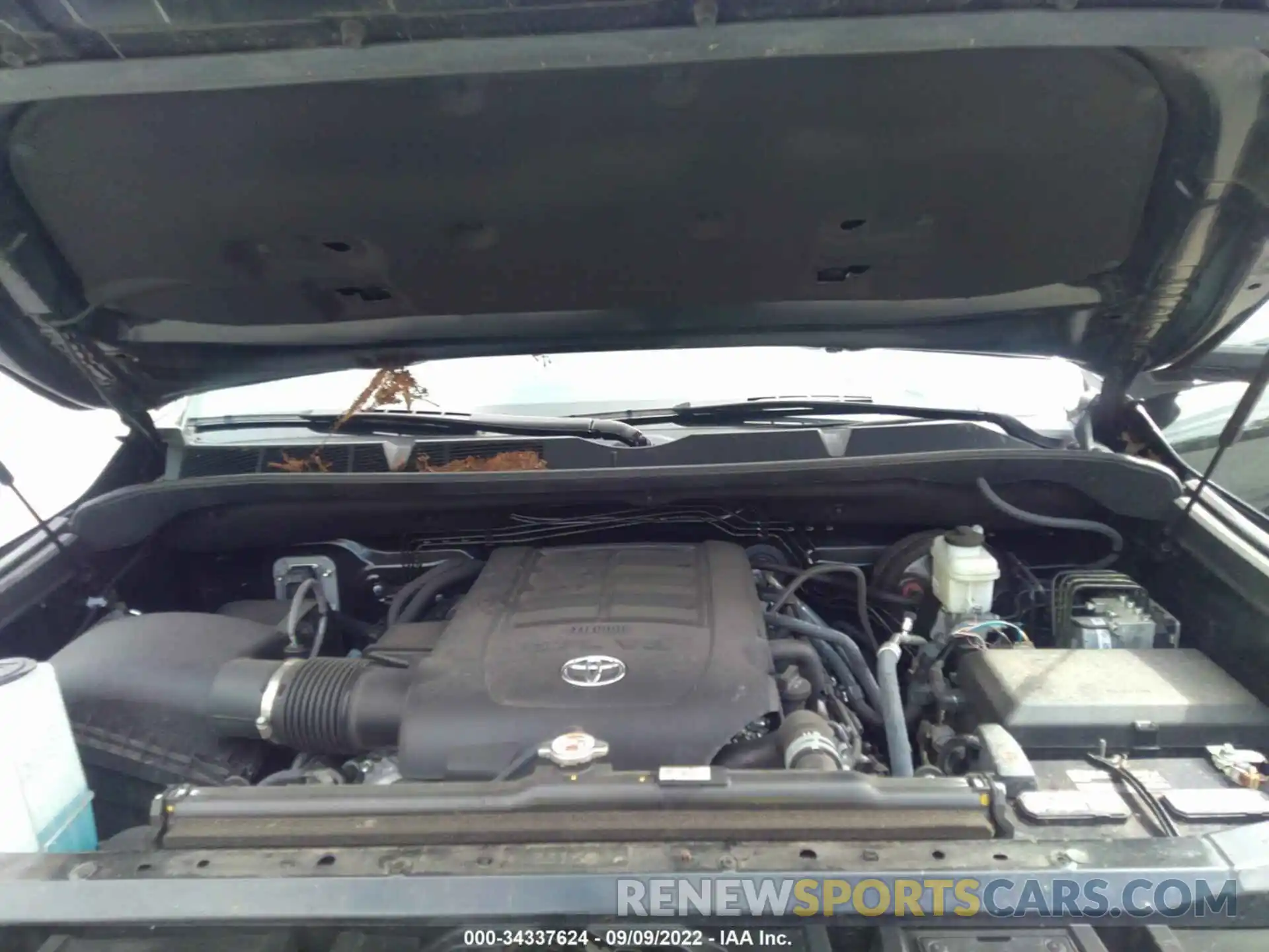 10 Photograph of a damaged car 5TFAY5F12MX032472 TOYOTA TUNDRA 4WD 2021