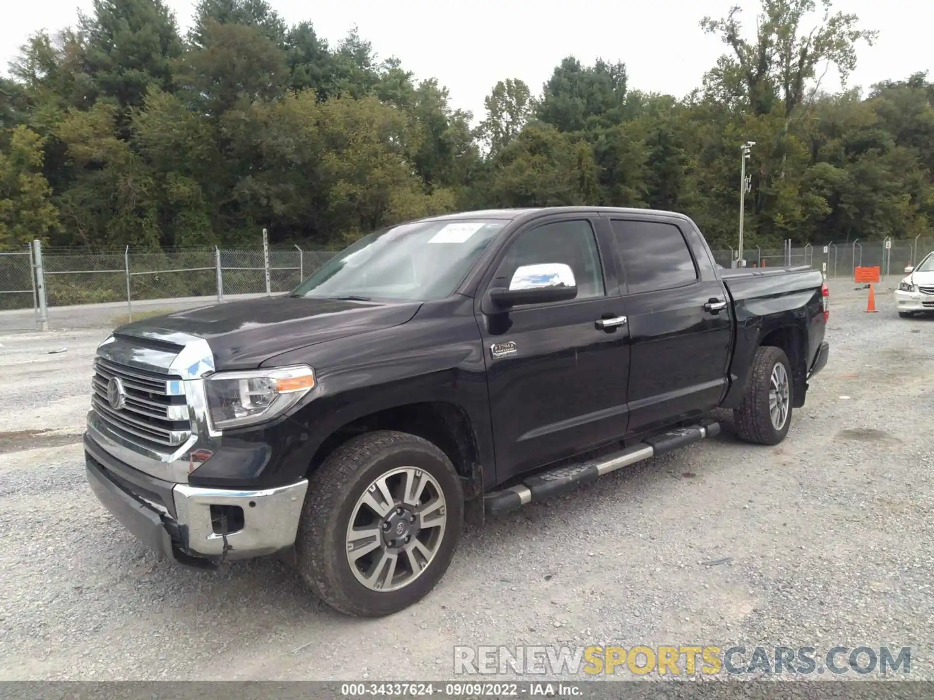 2 Photograph of a damaged car 5TFAY5F12MX032472 TOYOTA TUNDRA 4WD 2021