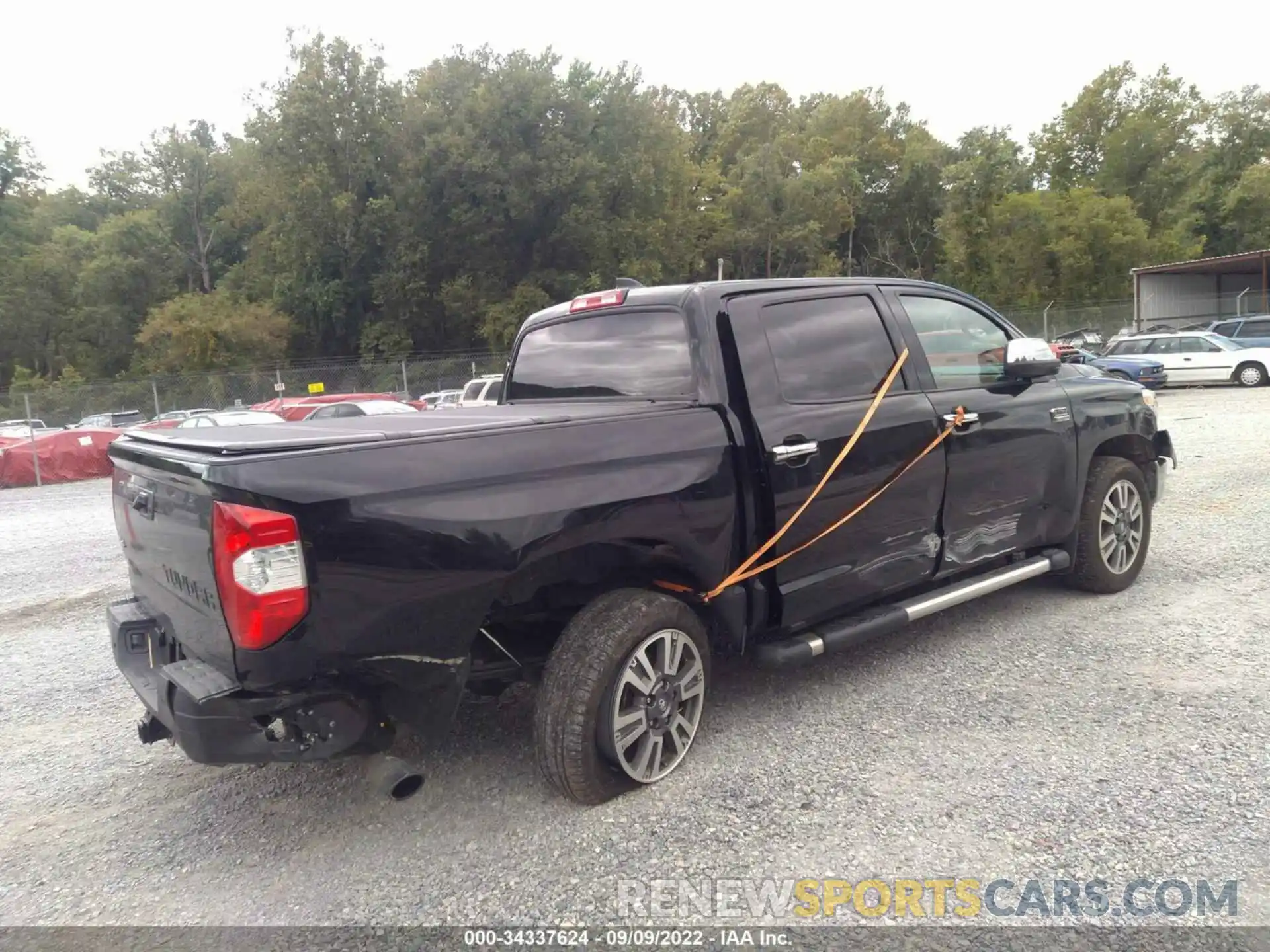 4 Photograph of a damaged car 5TFAY5F12MX032472 TOYOTA TUNDRA 4WD 2021