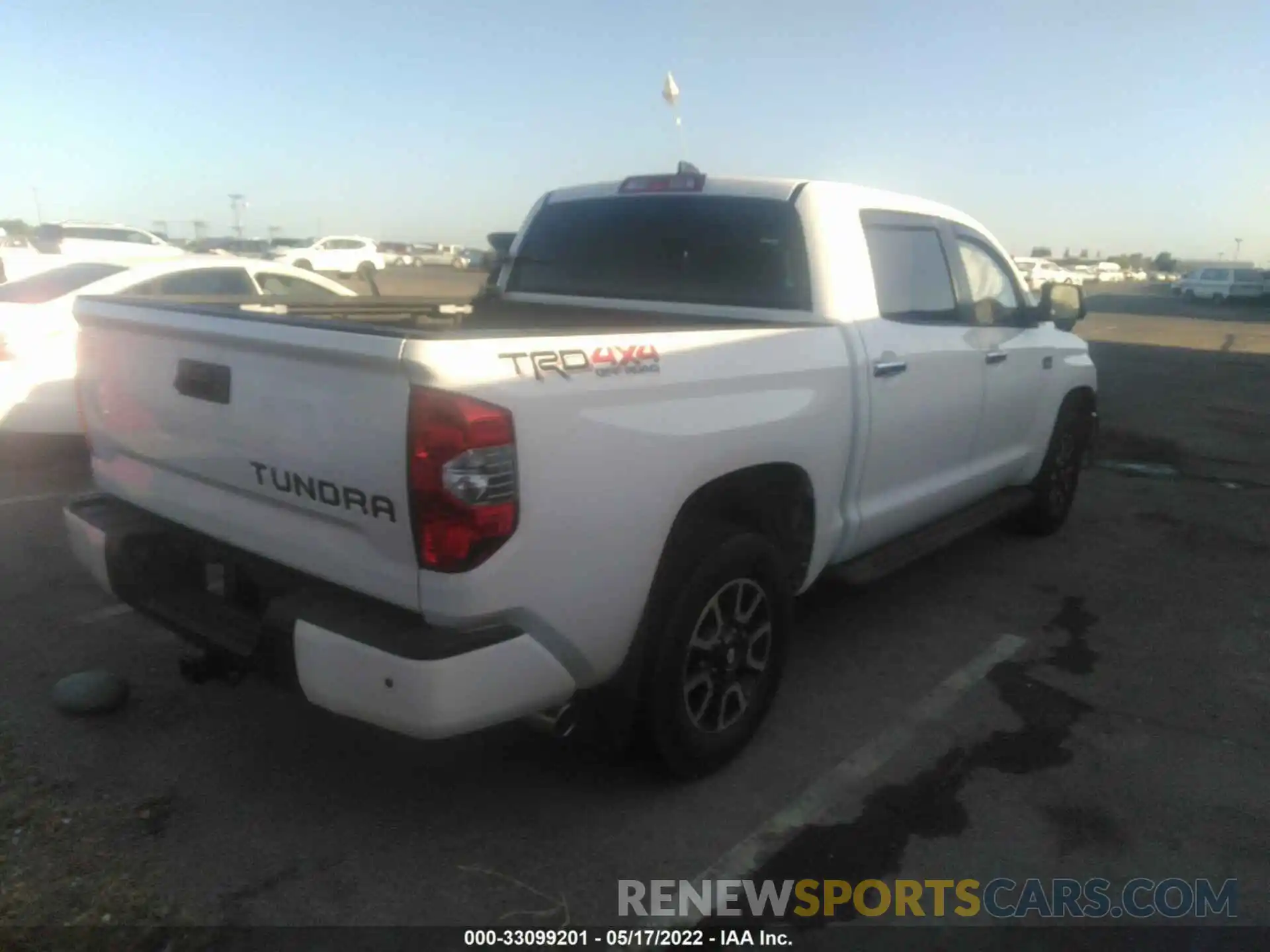 4 Photograph of a damaged car 5TFAY5F13MX007807 TOYOTA TUNDRA 4WD 2021