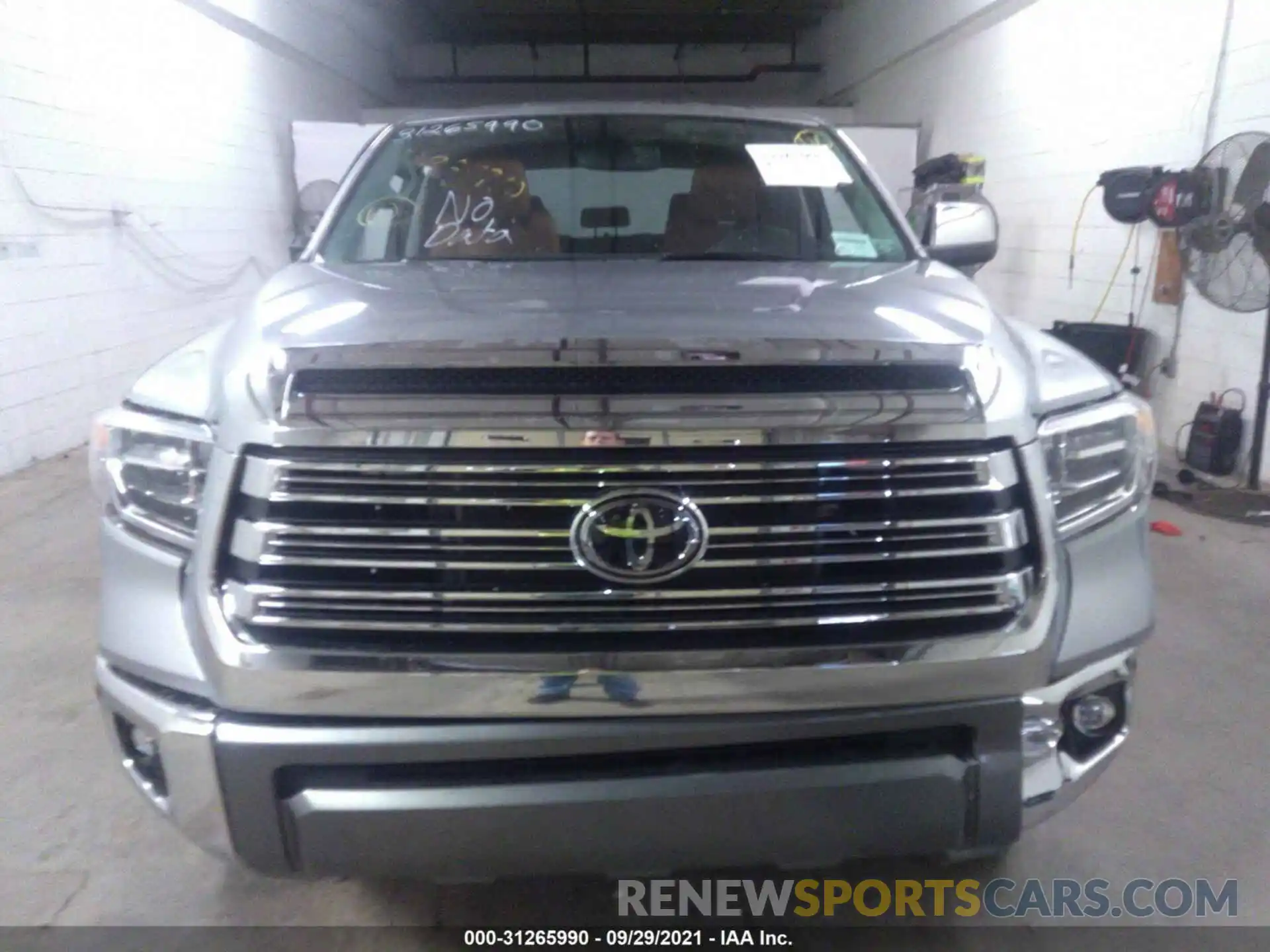 6 Photograph of a damaged car 5TFAY5F13MX035106 TOYOTA TUNDRA 4WD 2021