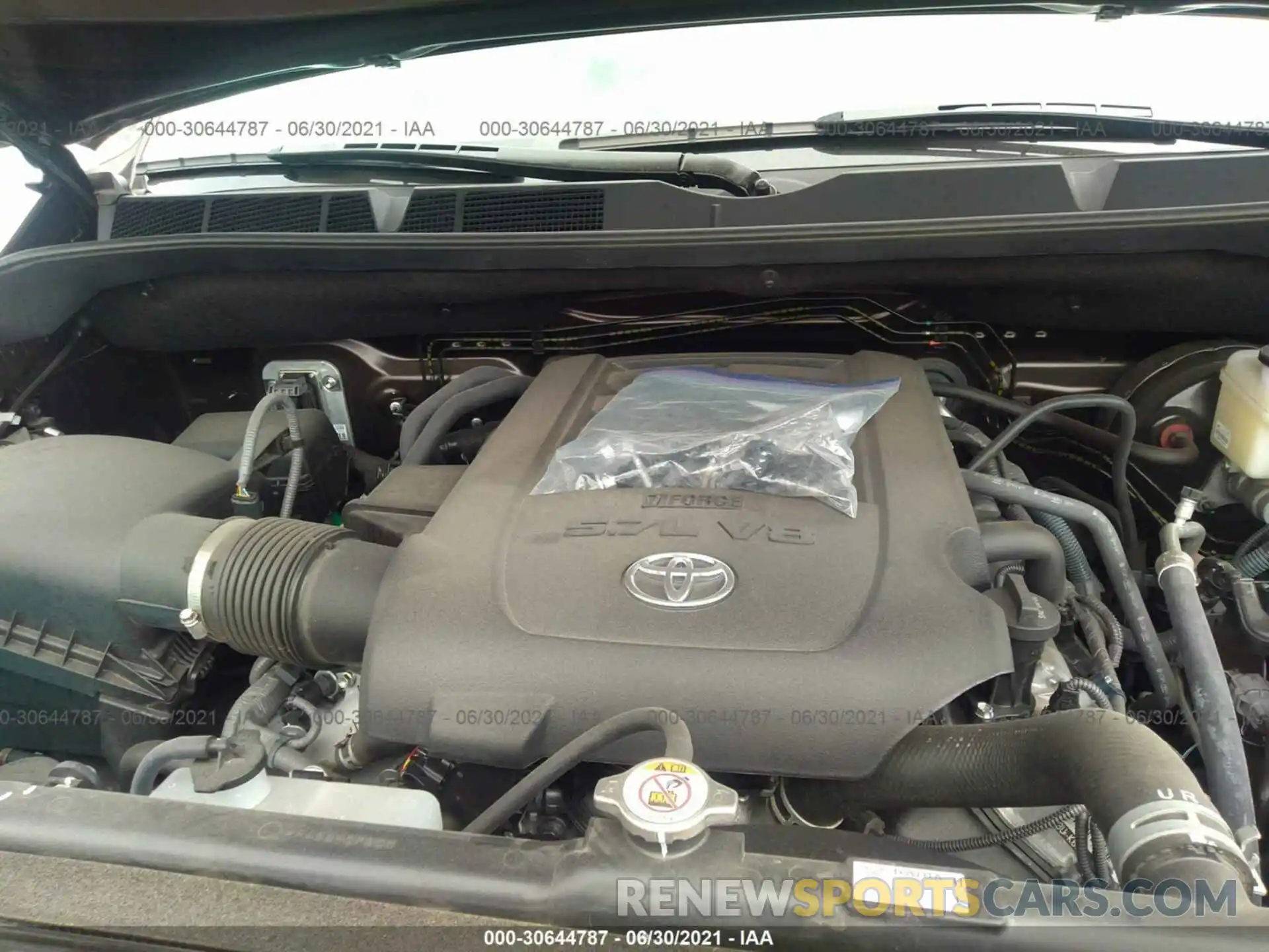 10 Photograph of a damaged car 5TFAY5F13MX957259 TOYOTA TUNDRA 4WD 2021