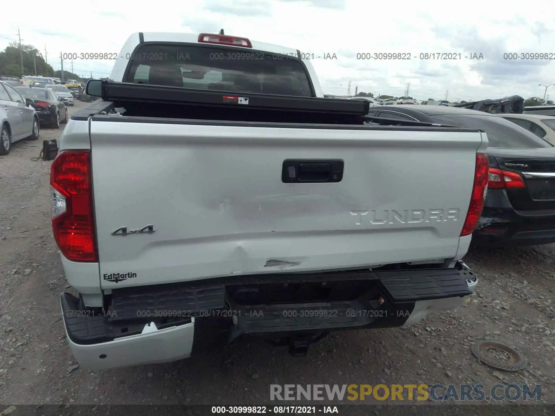 6 Photograph of a damaged car 5TFAY5F13MX969024 TOYOTA TUNDRA 4WD 2021