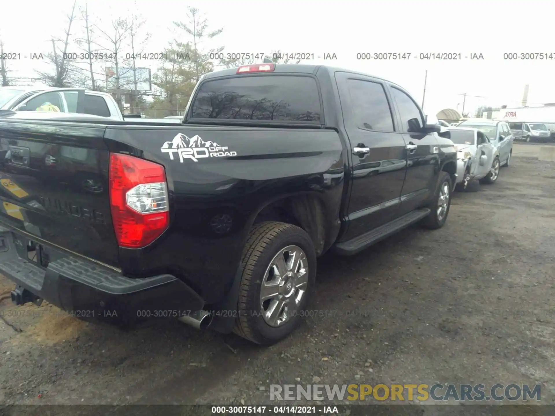 4 Photograph of a damaged car 5TFAY5F13MX974935 TOYOTA TUNDRA 4WD 2021