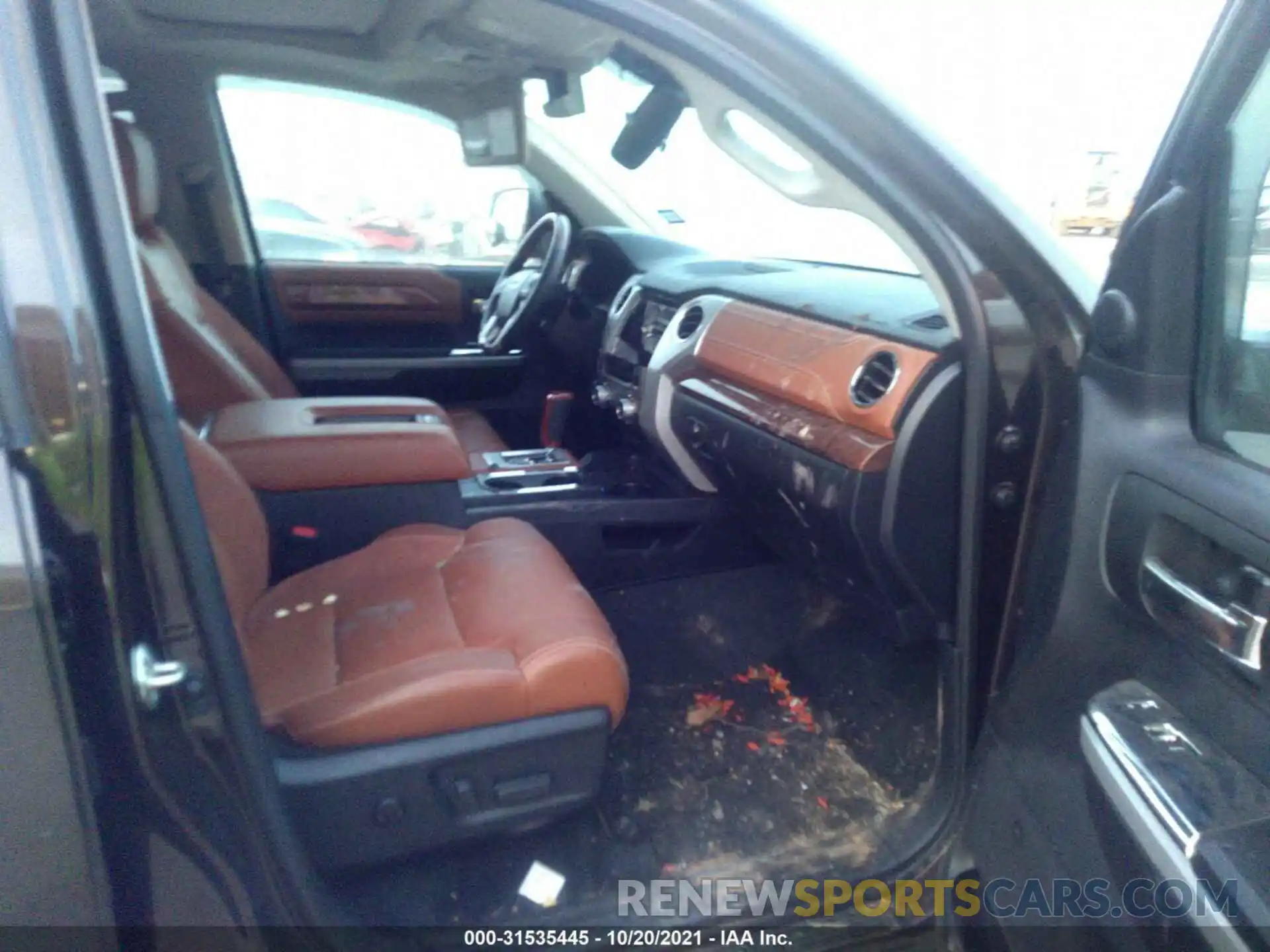 5 Photograph of a damaged car 5TFAY5F17MX961606 TOYOTA TUNDRA 4WD 2021