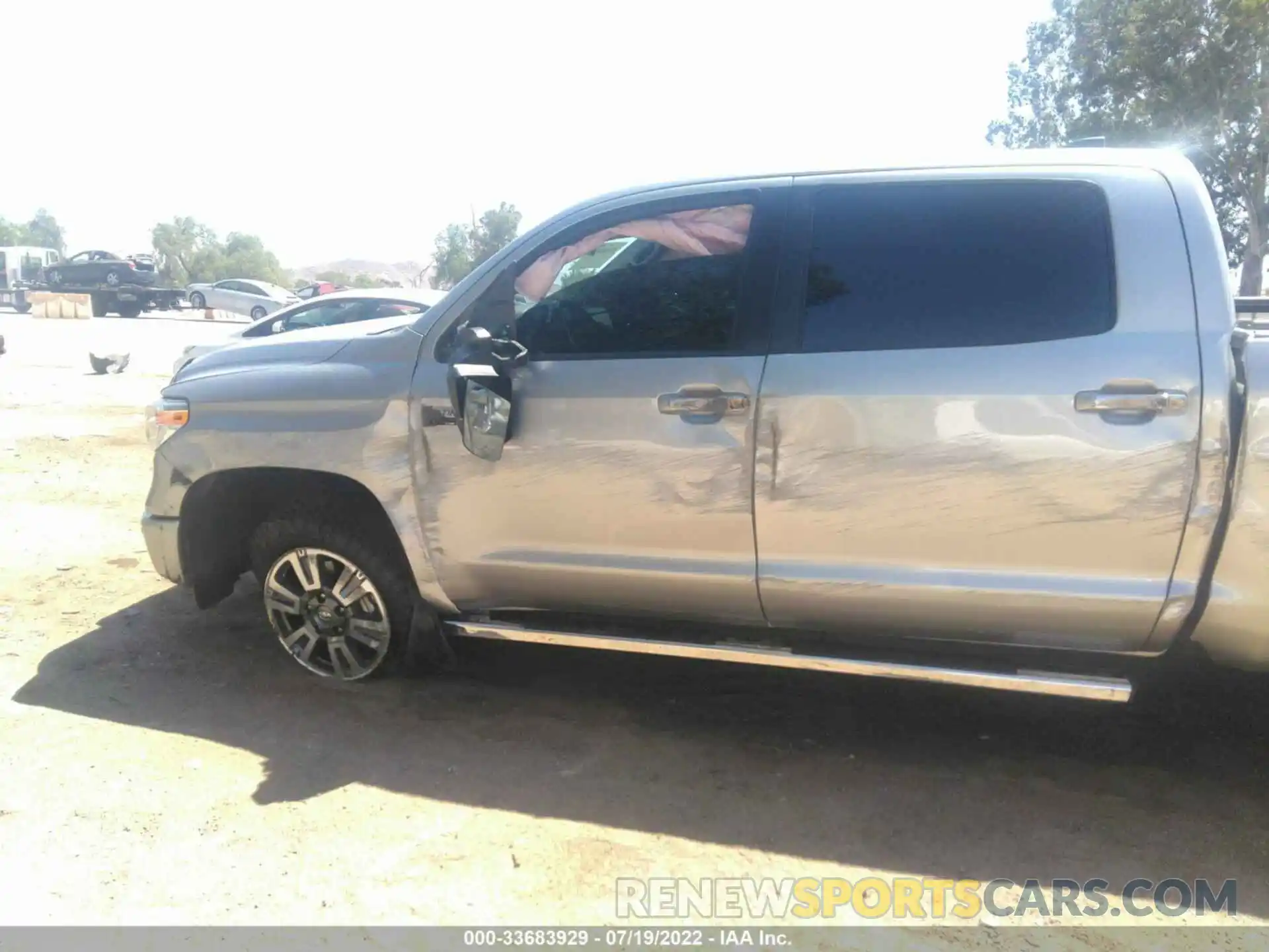 6 Photograph of a damaged car 5TFAY5F18MX964093 TOYOTA TUNDRA 4WD 2021