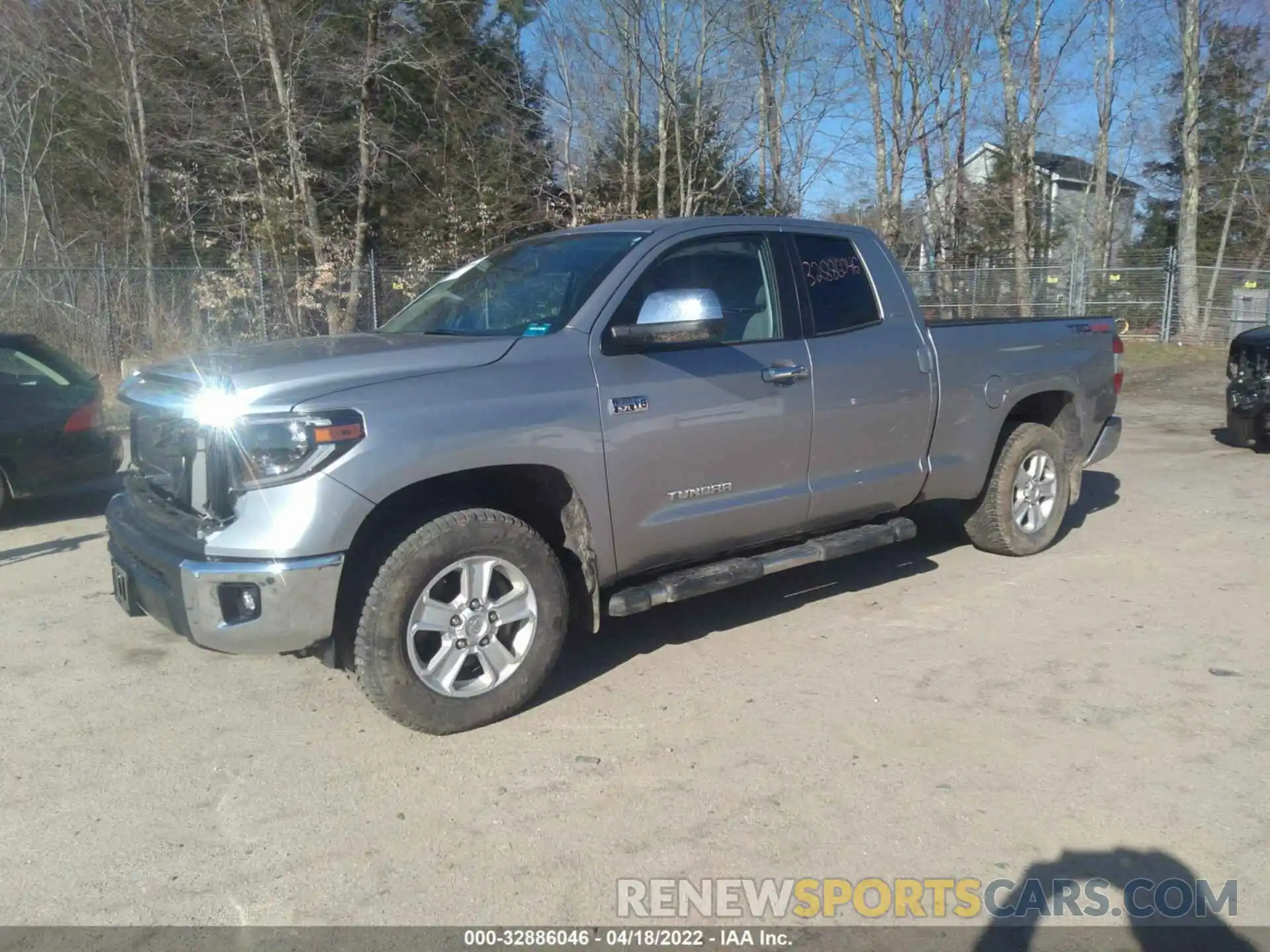 2 Photograph of a damaged car 5TFBY5F13MX976060 TOYOTA TUNDRA 4WD 2021