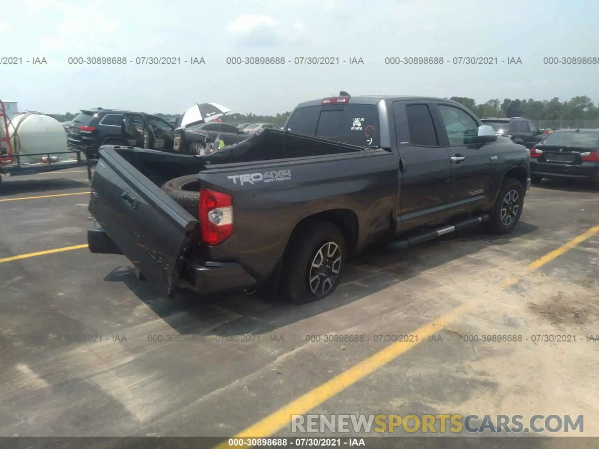 4 Photograph of a damaged car 5TFBY5F18MX008617 TOYOTA TUNDRA 4WD 2021