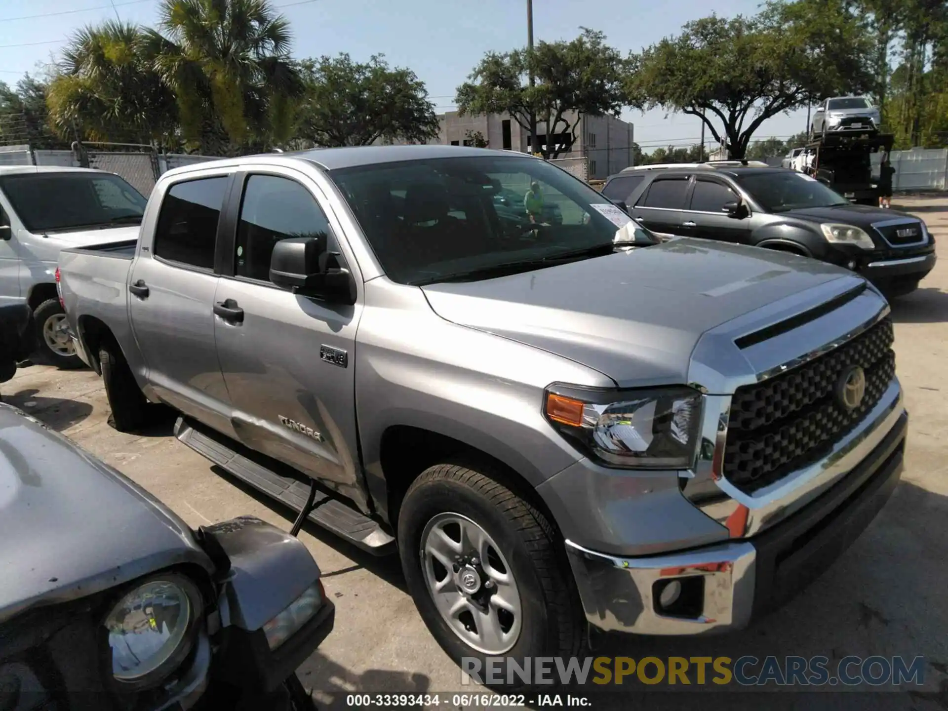 1 Photograph of a damaged car 5TFDY5F11MX018141 TOYOTA TUNDRA 4WD 2021