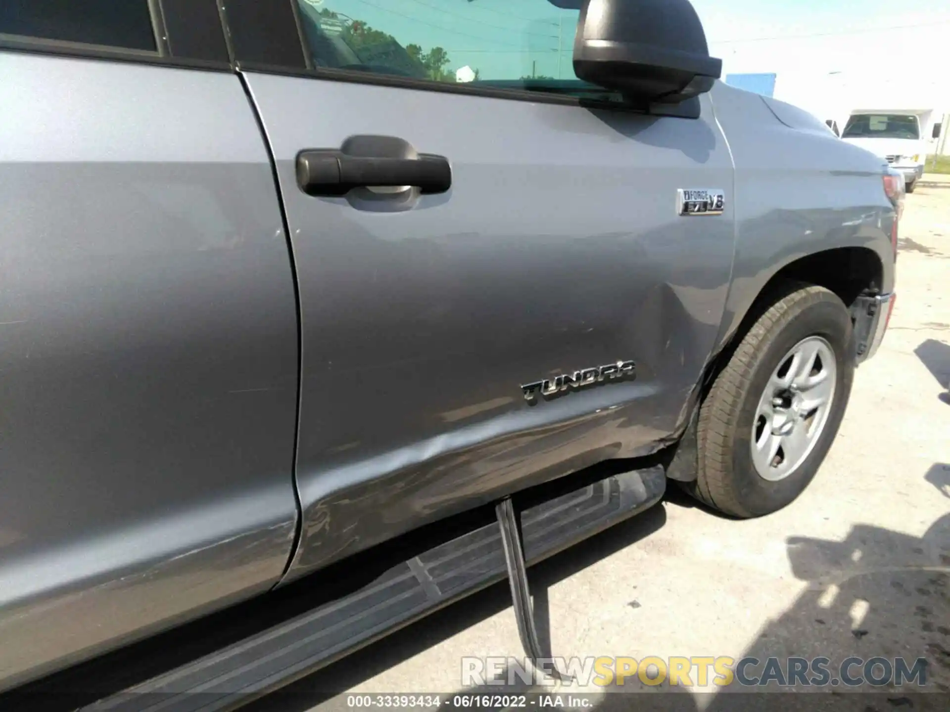 12 Photograph of a damaged car 5TFDY5F11MX018141 TOYOTA TUNDRA 4WD 2021