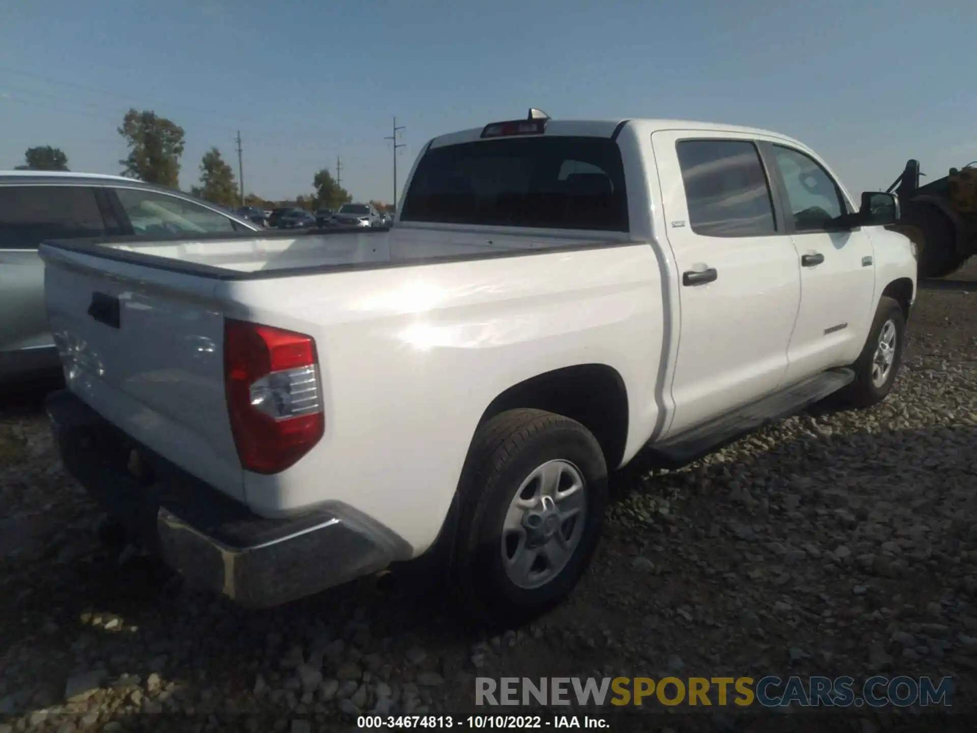 4 Photograph of a damaged car 5TFDY5F11MX018334 TOYOTA TUNDRA 4WD 2021