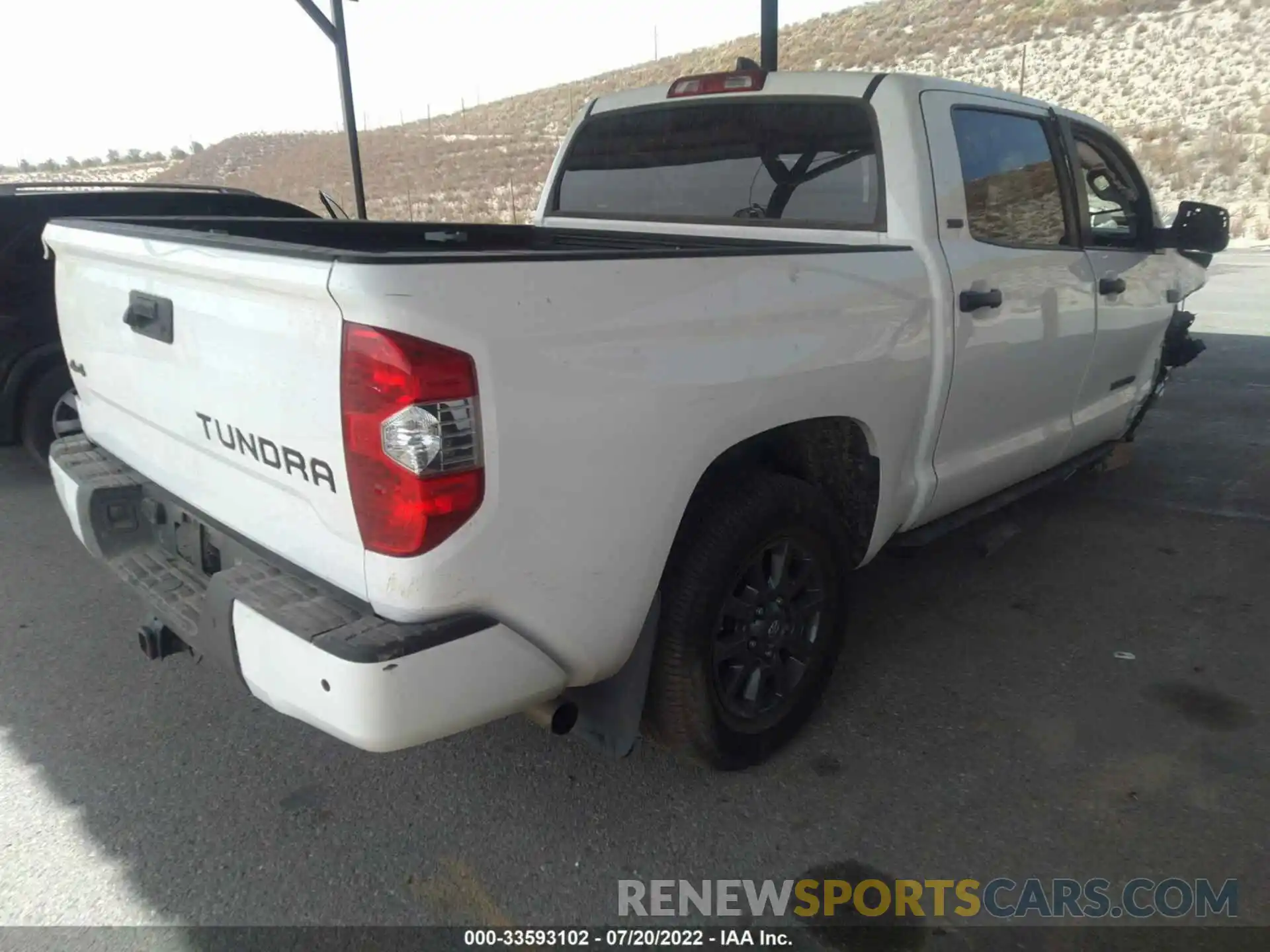 4 Photograph of a damaged car 5TFDY5F11MX028152 TOYOTA TUNDRA 4WD 2021