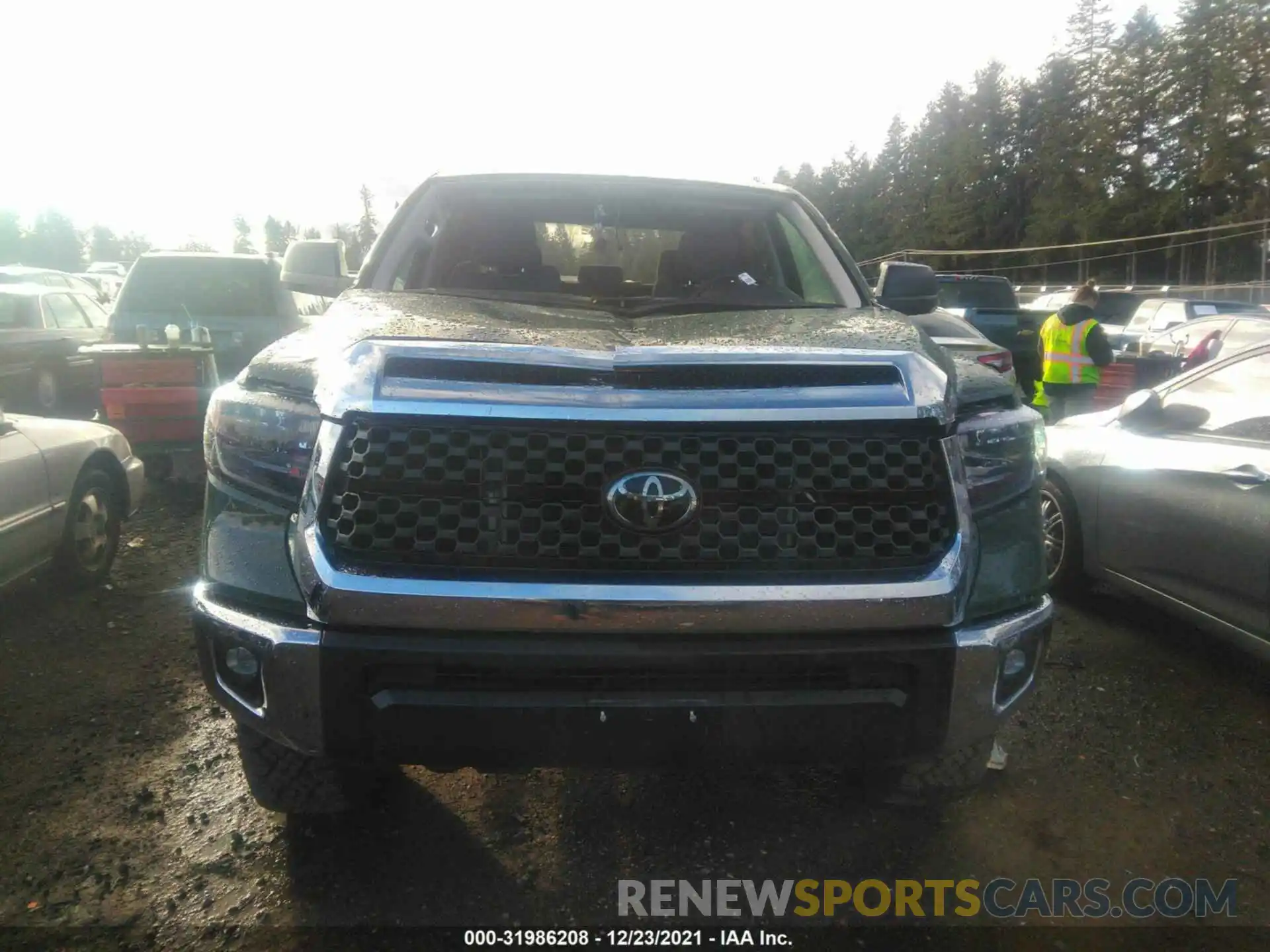 6 Photograph of a damaged car 5TFDY5F11MX033917 TOYOTA TUNDRA 4WD 2021