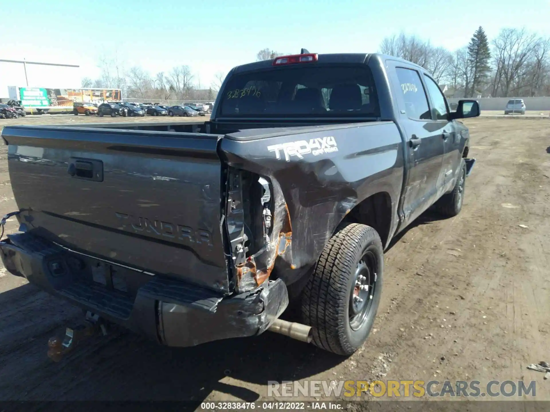 4 Photograph of a damaged car 5TFDY5F11MX047445 TOYOTA TUNDRA 4WD 2021