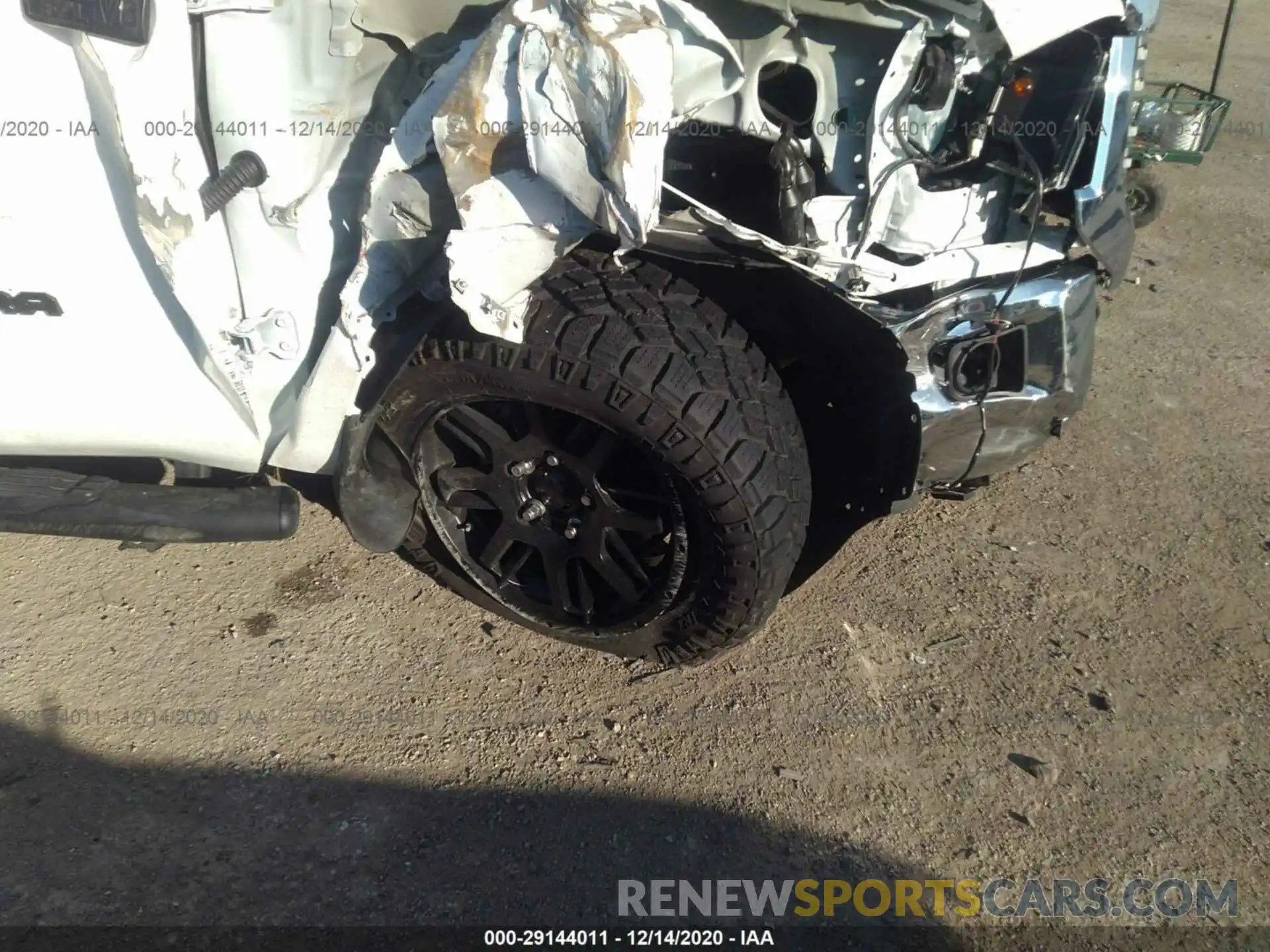 13 Photograph of a damaged car 5TFDY5F11MX958262 TOYOTA TUNDRA 4WD 2021