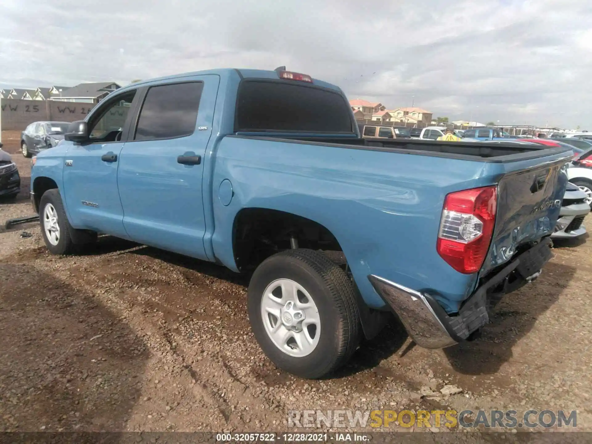 3 Фотография поврежденного автомобиля 5TFDY5F11MX958357 TOYOTA TUNDRA 4WD 2021