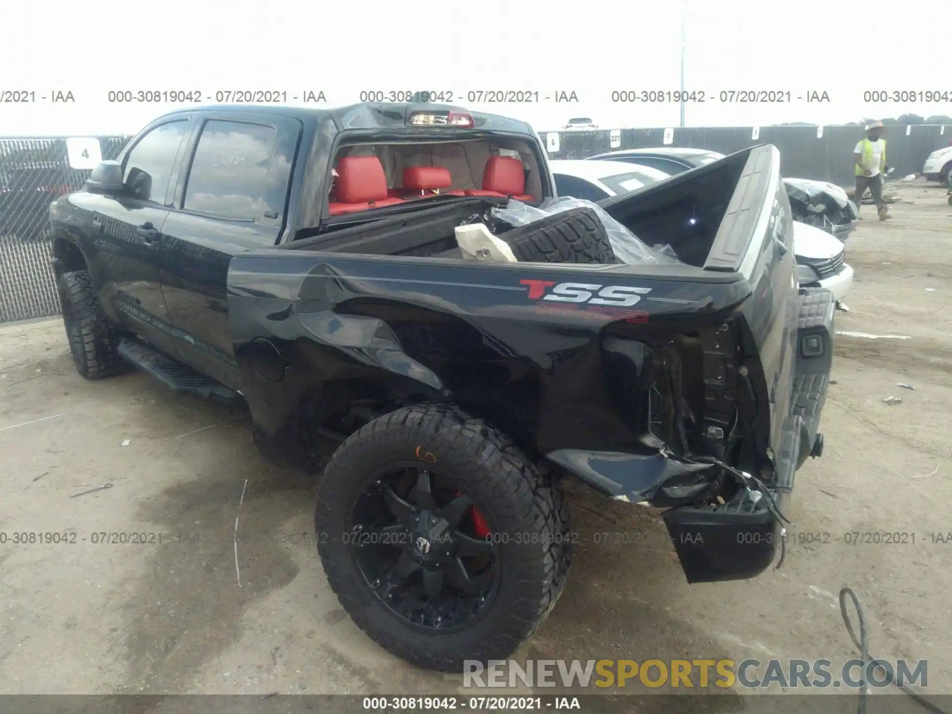 3 Фотография поврежденного автомобиля 5TFDY5F11MX960755 TOYOTA TUNDRA 4WD 2021