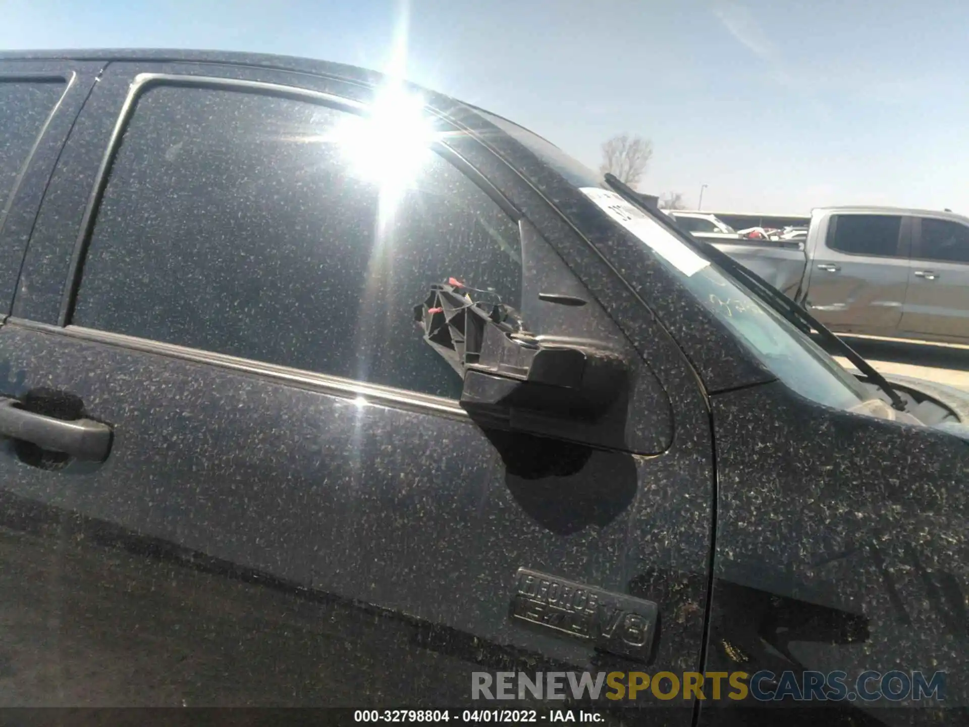 6 Photograph of a damaged car 5TFDY5F11MX973859 TOYOTA TUNDRA 4WD 2021