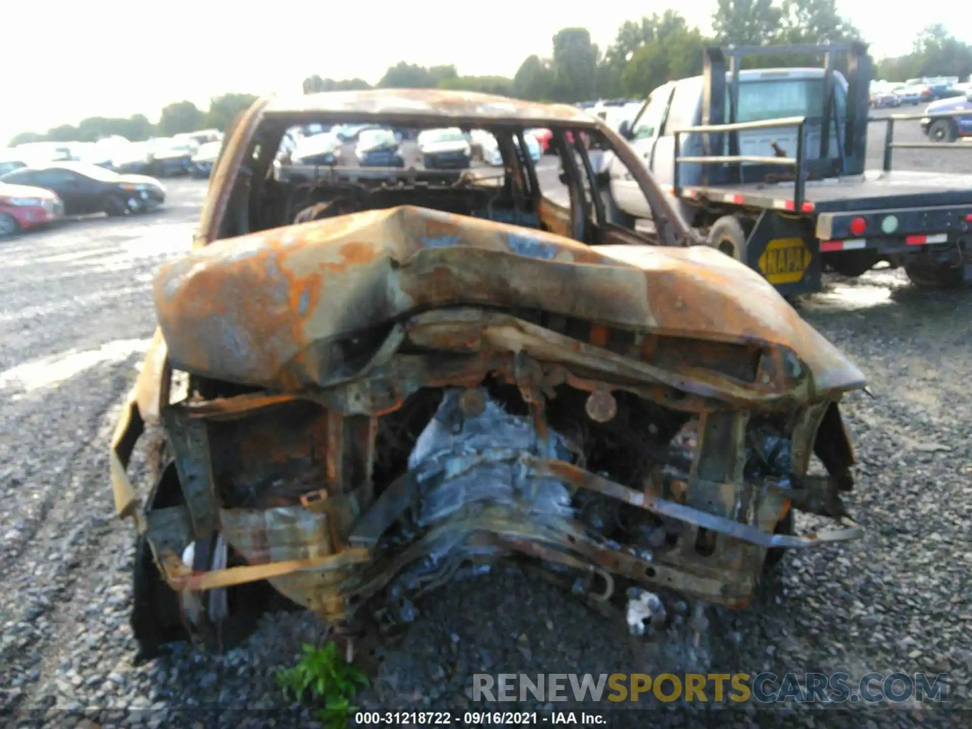 6 Photograph of a damaged car 5TFDY5F11MX998891 TOYOTA TUNDRA 4WD 2021