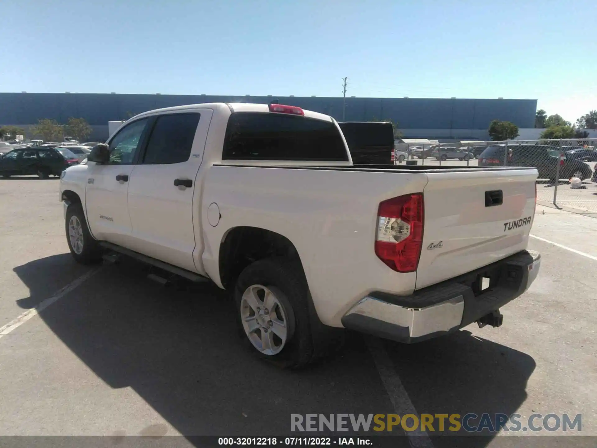 3 Photograph of a damaged car 5TFDY5F12MX025213 TOYOTA TUNDRA 4WD 2021