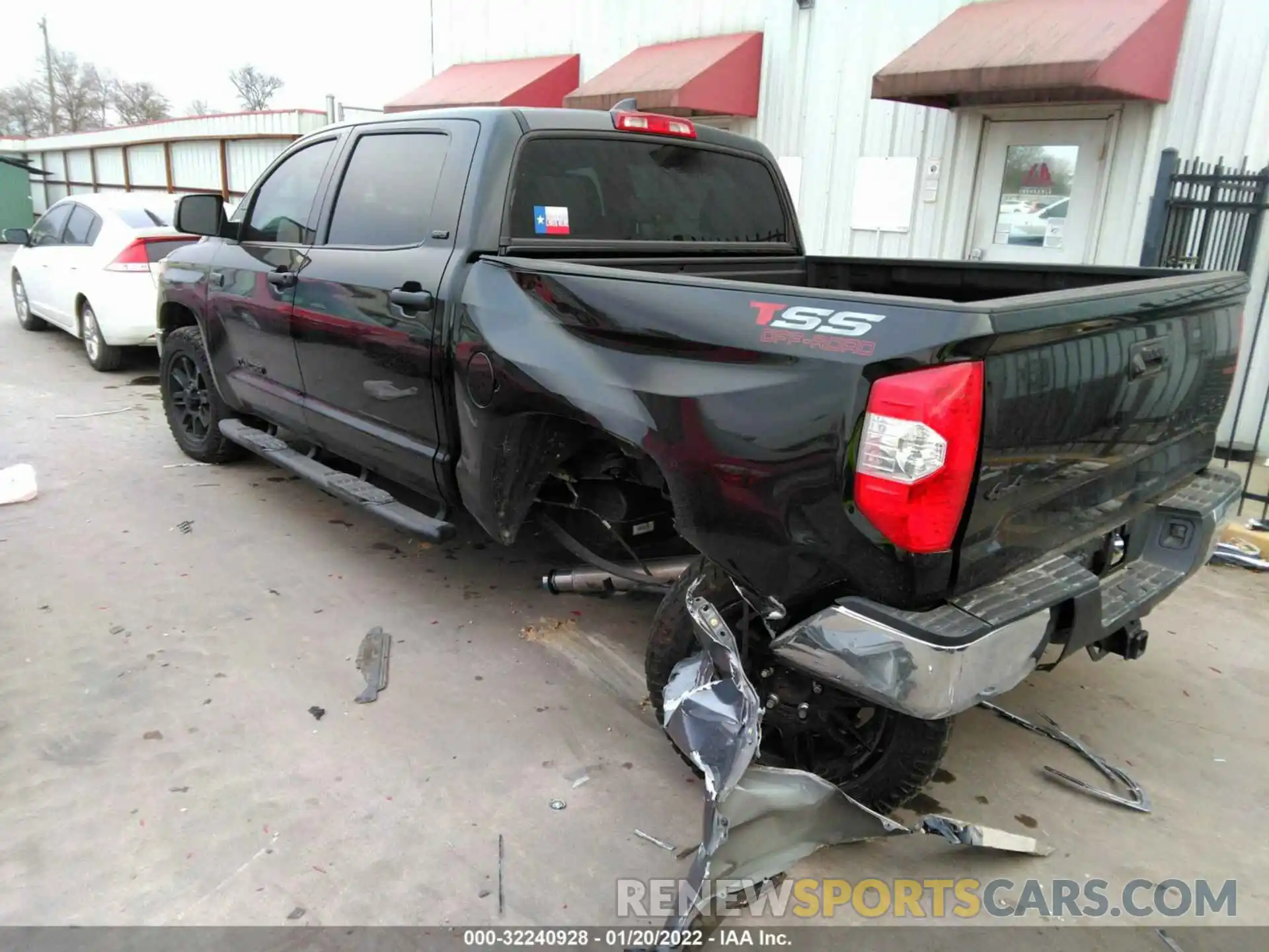 3 Photograph of a damaged car 5TFDY5F12MX039435 TOYOTA TUNDRA 4WD 2021