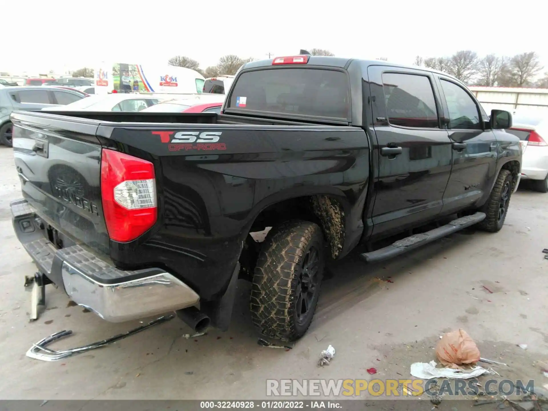 4 Photograph of a damaged car 5TFDY5F12MX039435 TOYOTA TUNDRA 4WD 2021