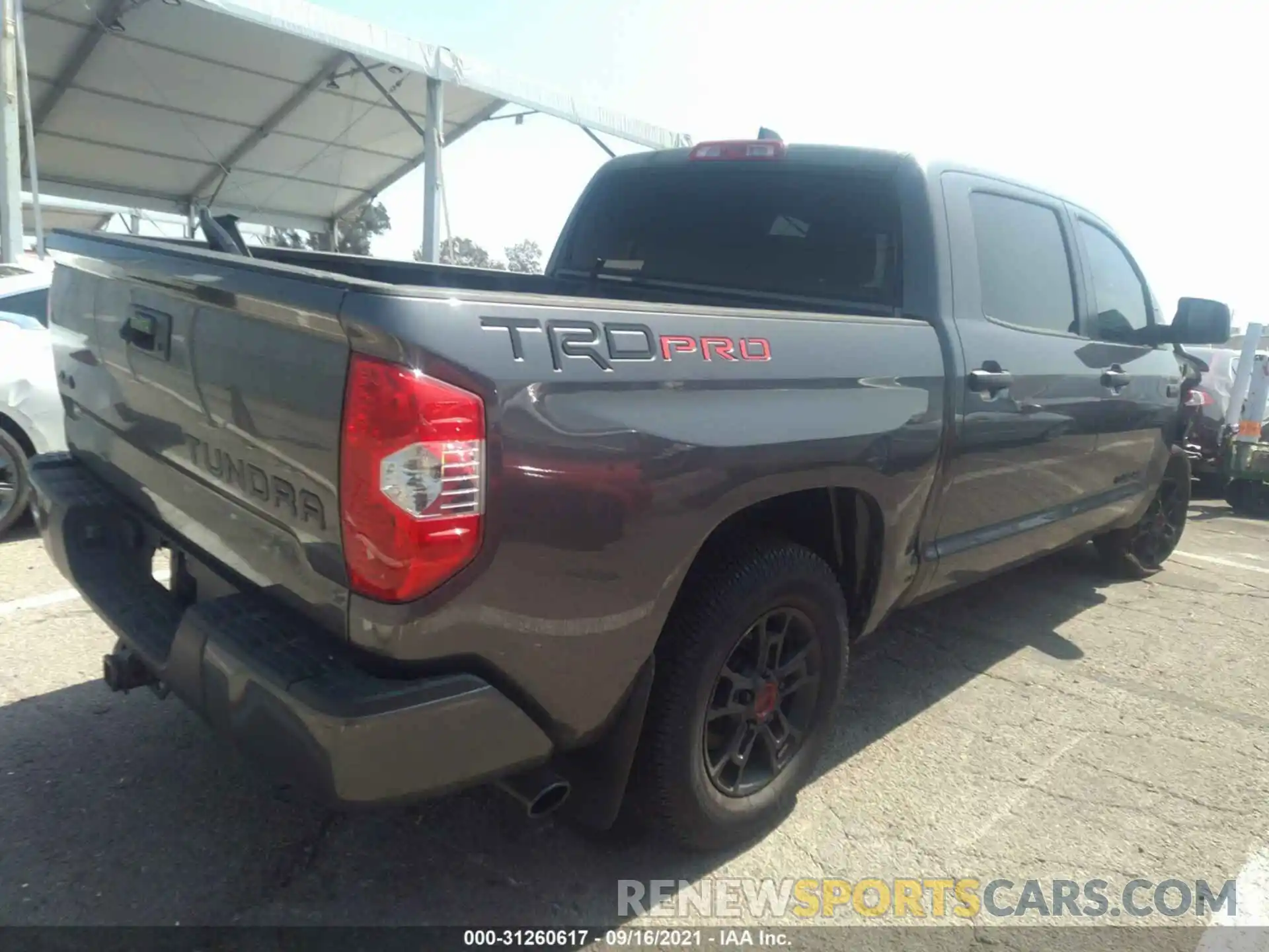 4 Photograph of a damaged car 5TFDY5F14MX025391 TOYOTA TUNDRA 4WD 2021