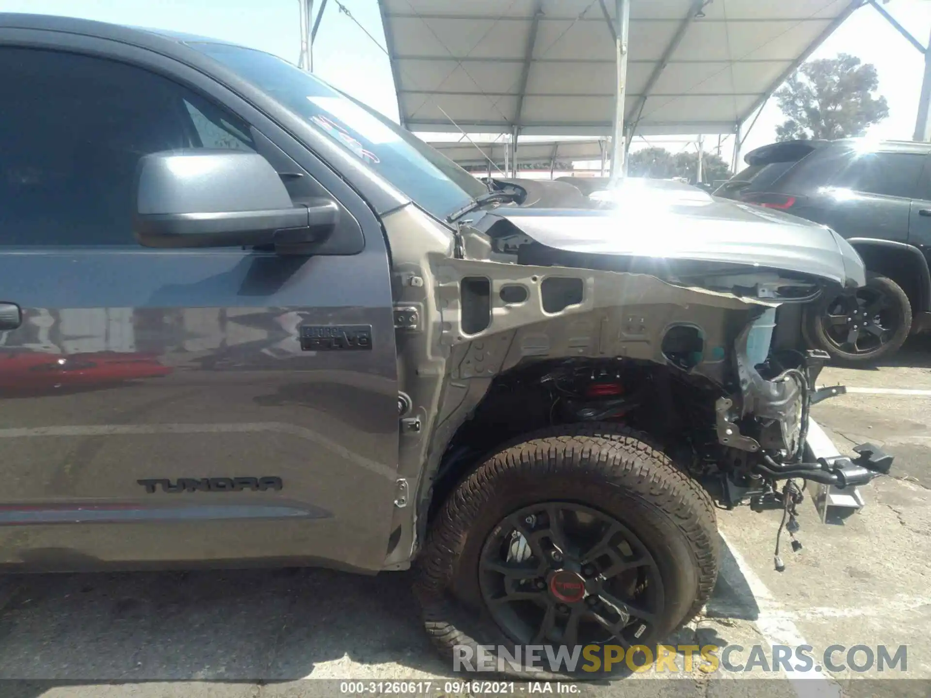 6 Photograph of a damaged car 5TFDY5F14MX025391 TOYOTA TUNDRA 4WD 2021