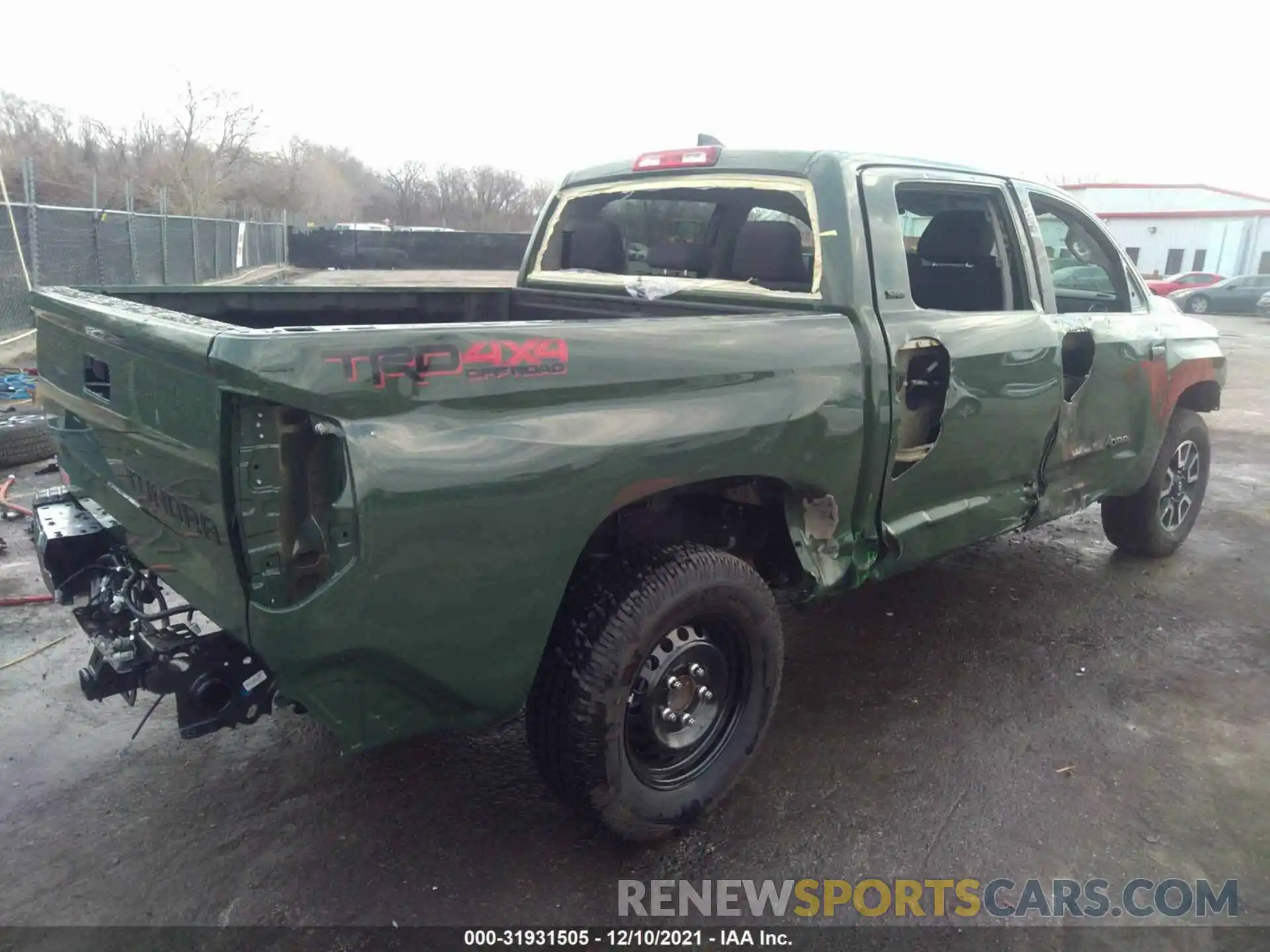 4 Photograph of a damaged car 5TFDY5F14MX035435 TOYOTA TUNDRA 4WD 2021