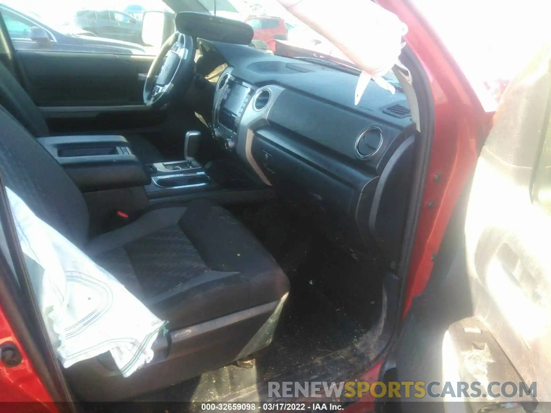 5 Photograph of a damaged car 5TFDY5F14MX962564 TOYOTA TUNDRA 4WD 2021