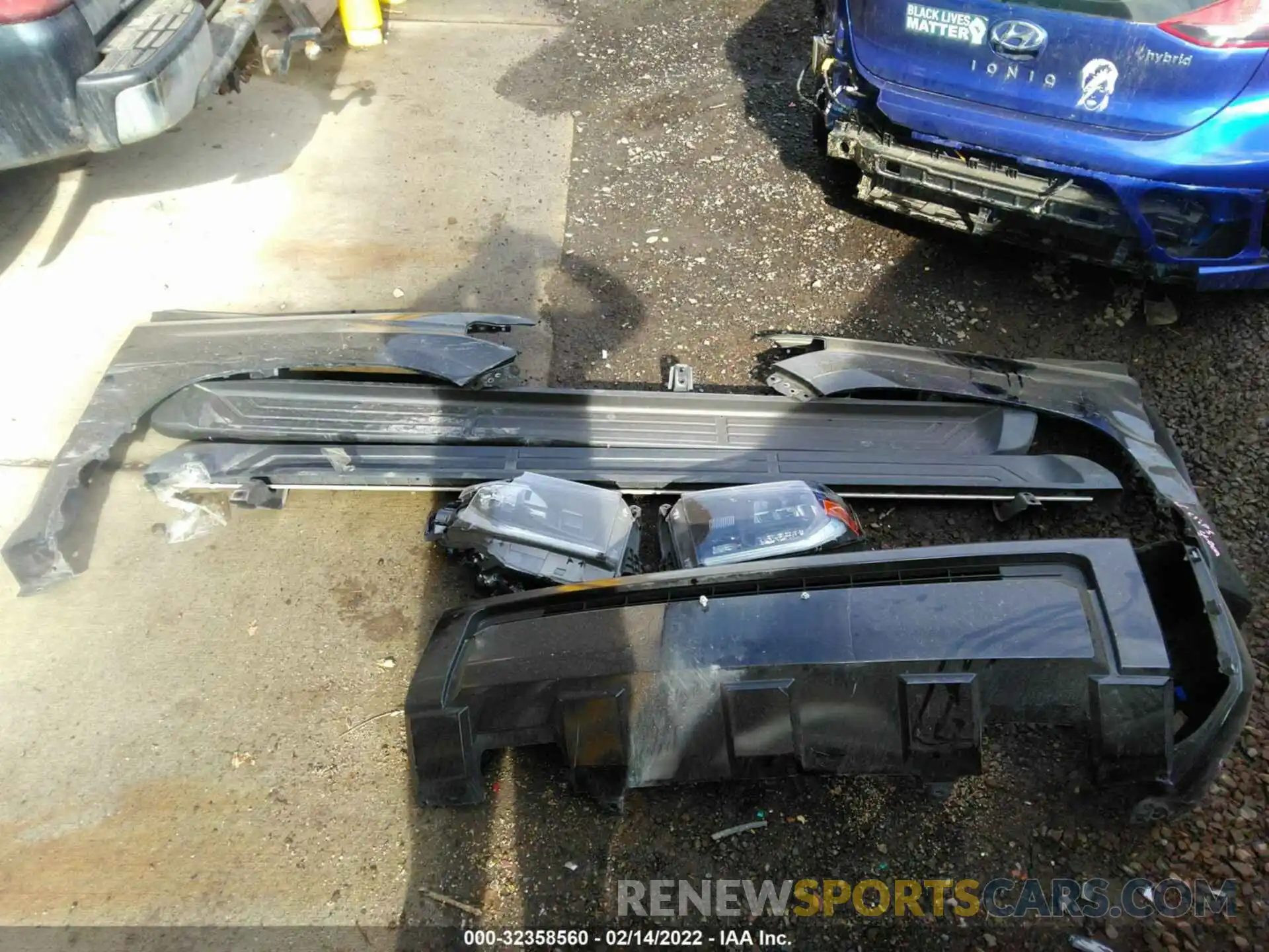 12 Photograph of a damaged car 5TFDY5F14MX973385 TOYOTA TUNDRA 4WD 2021