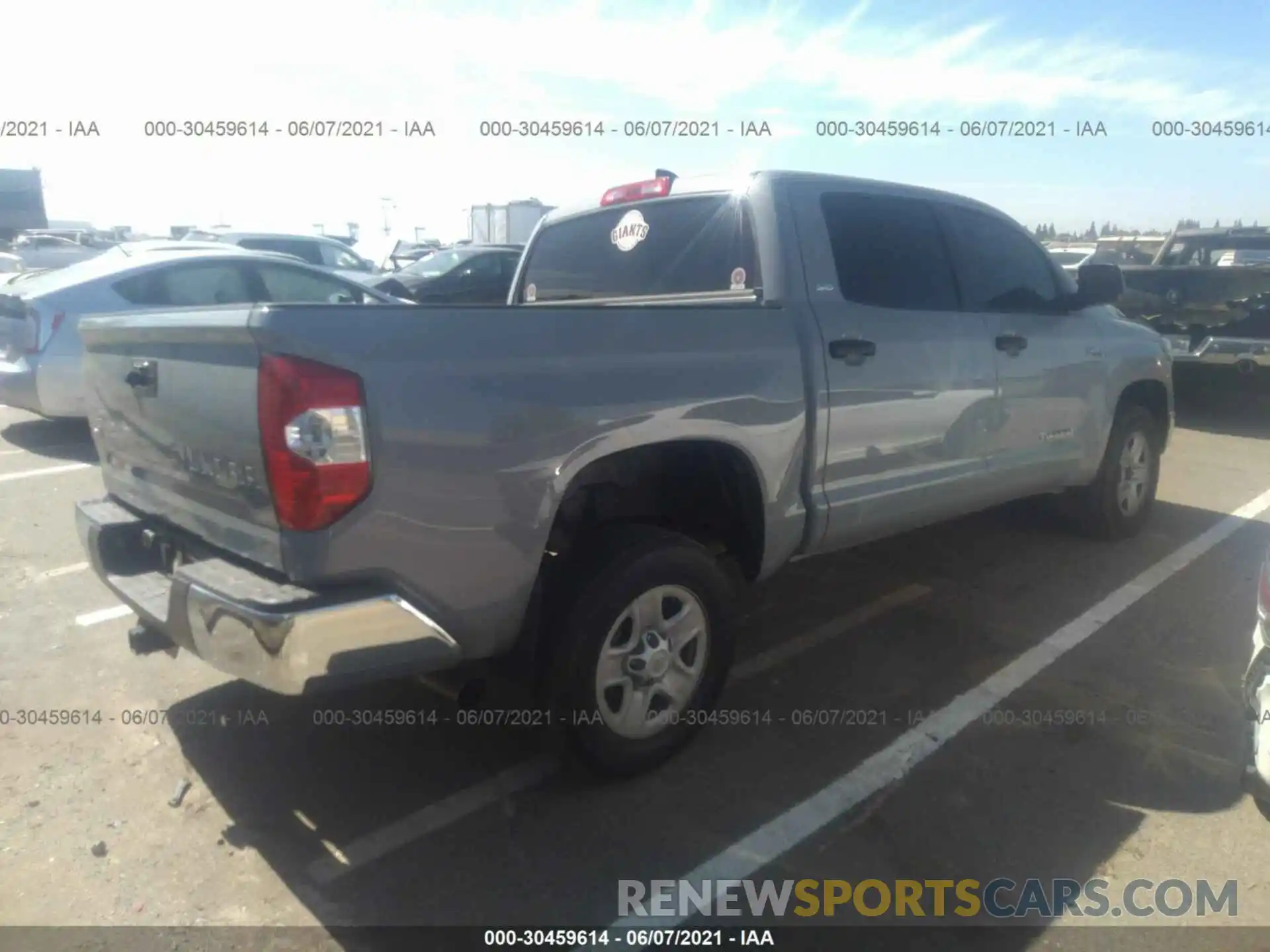 4 Photograph of a damaged car 5TFDY5F14MX977100 TOYOTA TUNDRA 4WD 2021