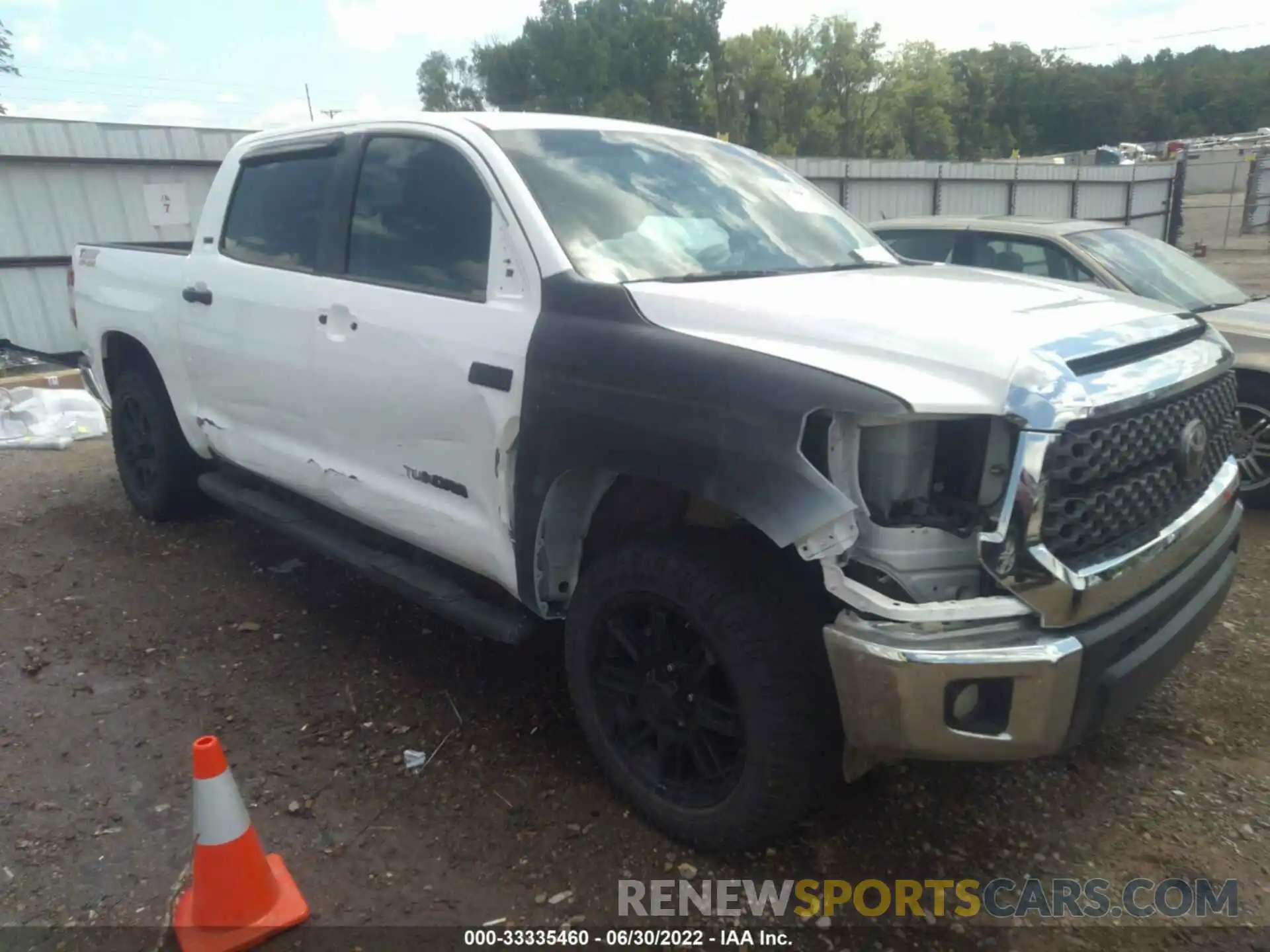 1 Photograph of a damaged car 5TFDY5F15MX015601 TOYOTA TUNDRA 4WD 2021