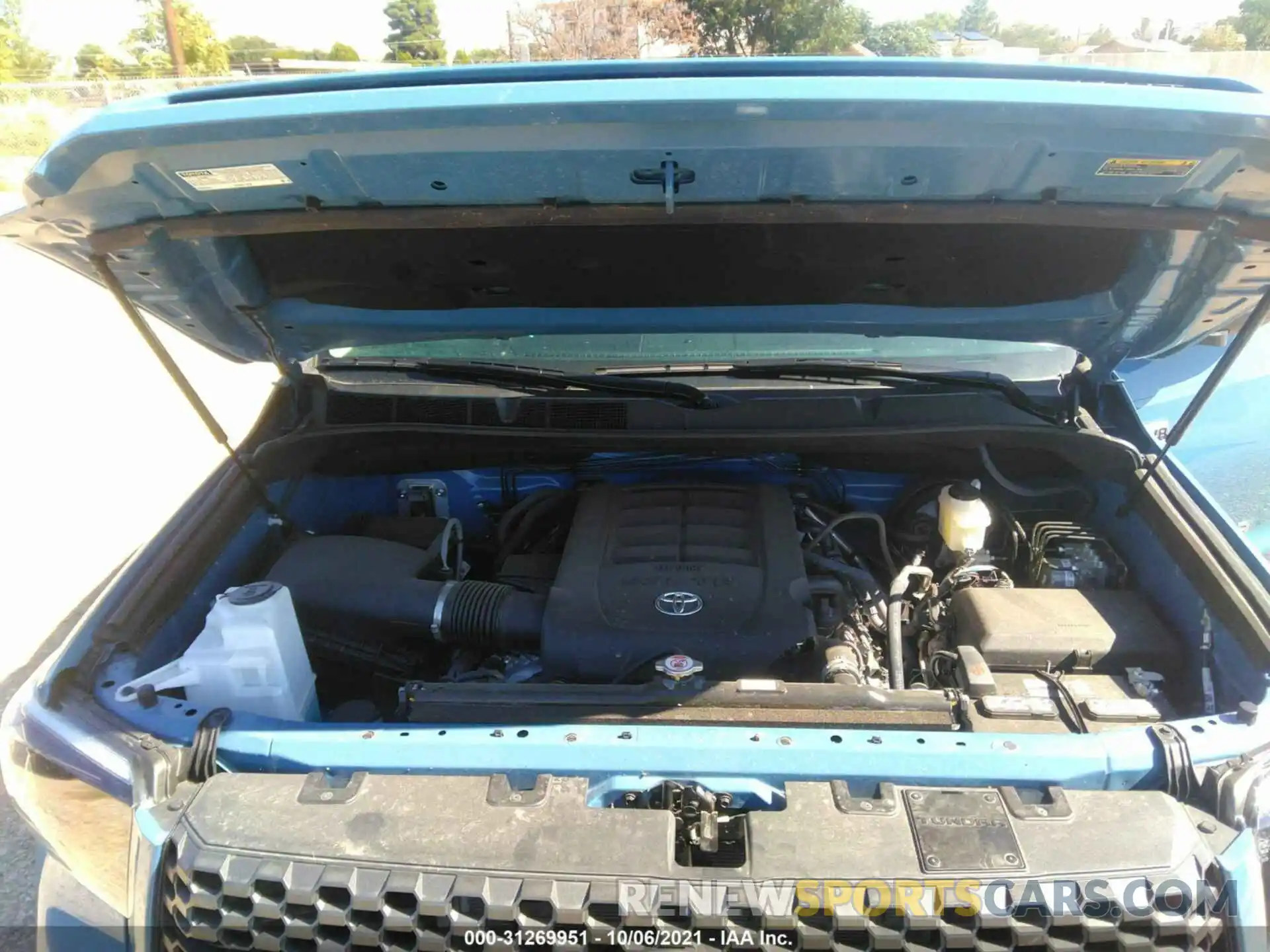 10 Photograph of a damaged car 5TFDY5F15MX015825 TOYOTA TUNDRA 4WD 2021